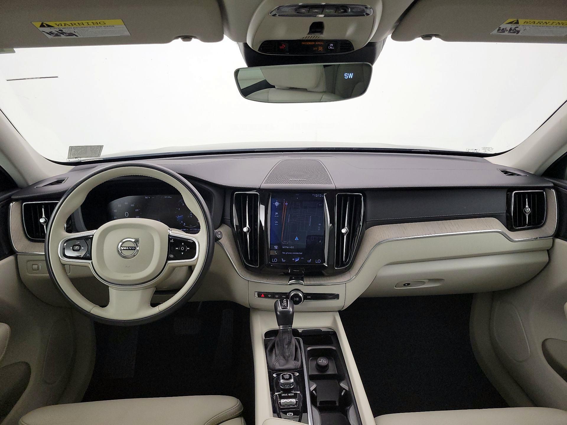 Thumbnail: 2019 Volvo XC60 - 9
