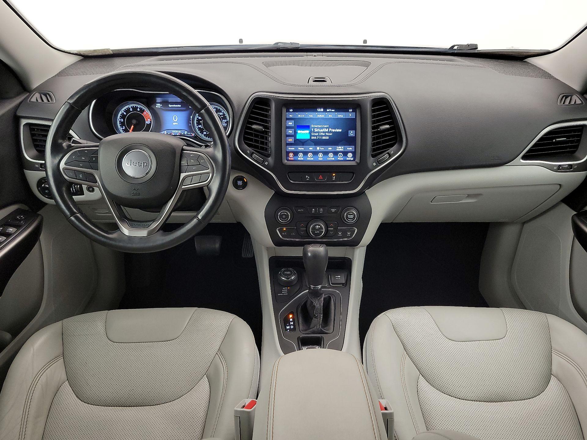 Thumbnail: 2021 Jeep Cherokee - 9