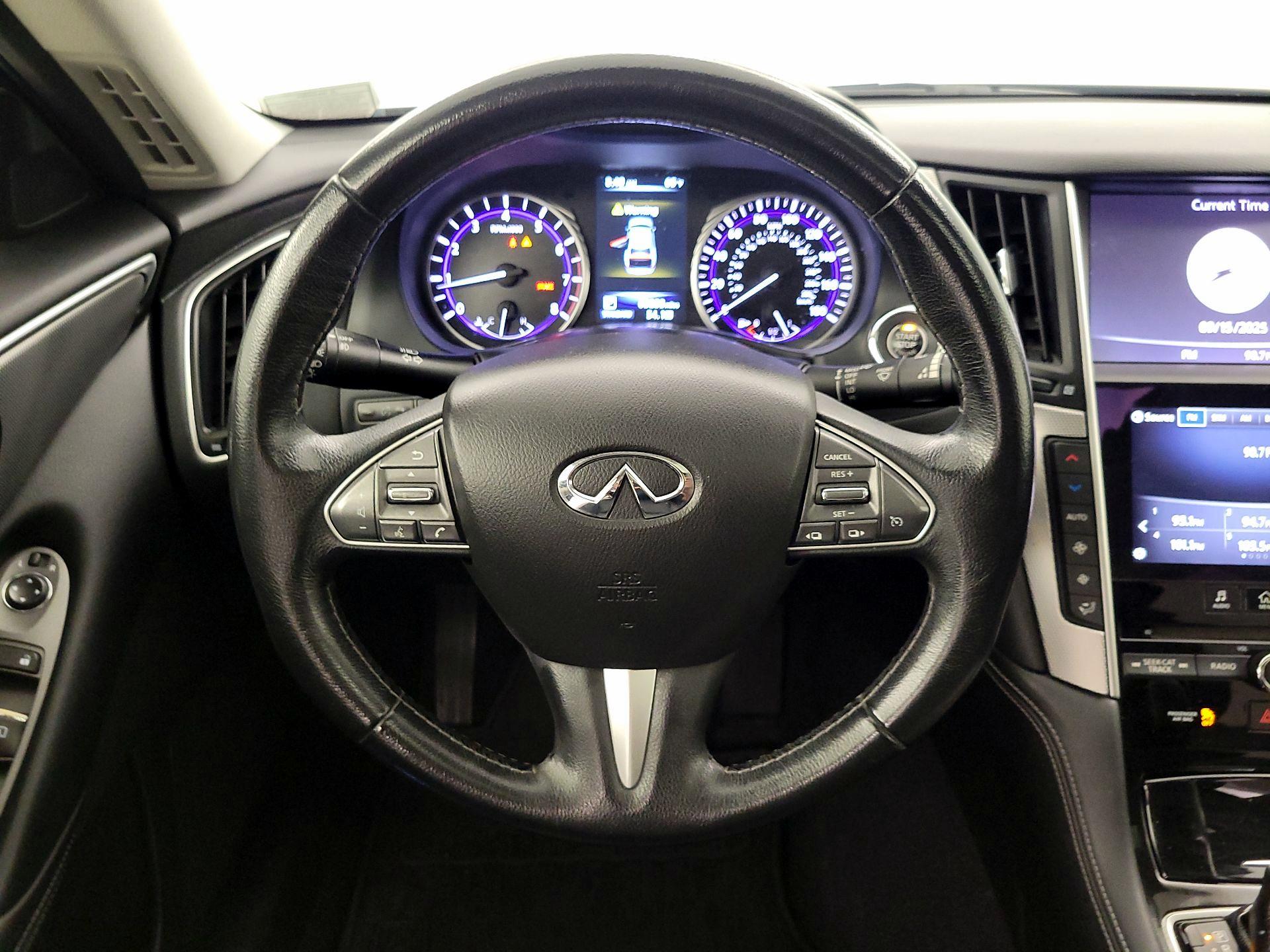 Thumbnail: 2016 INFINITI Q50 - 10