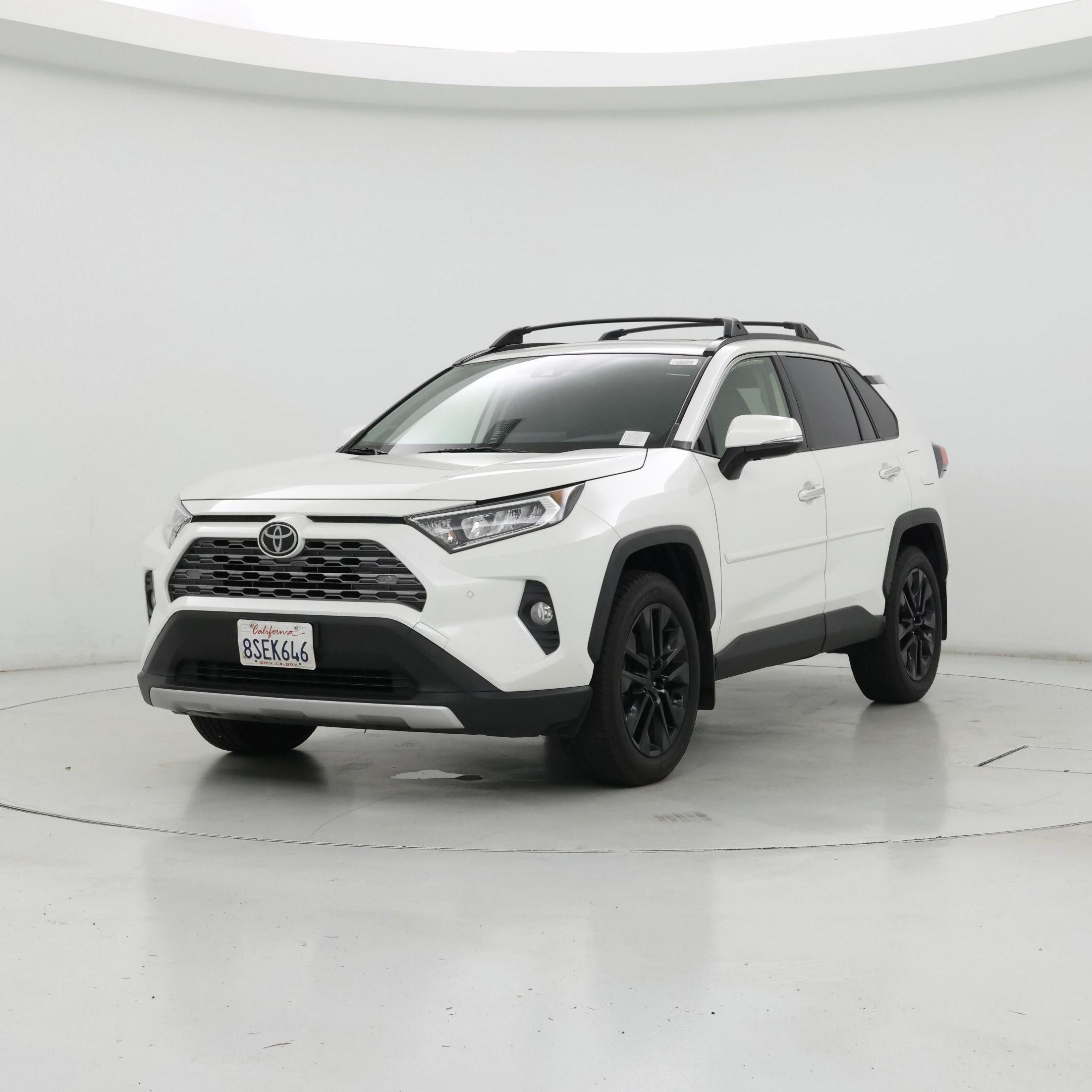Thumbnail: 2020 Toyota RAV4 - 4