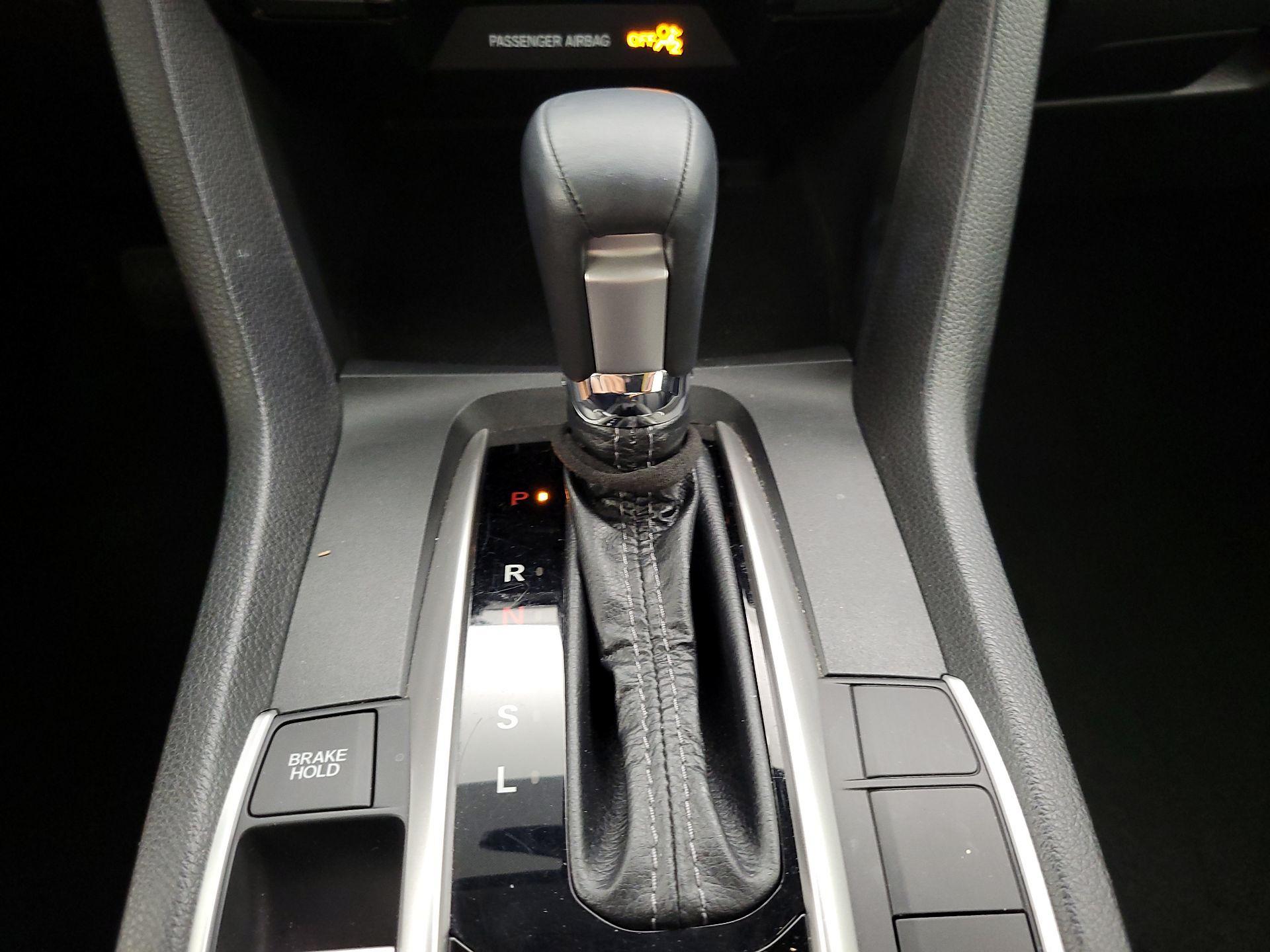 Thumbnail: 2019 Honda Civic - 17
