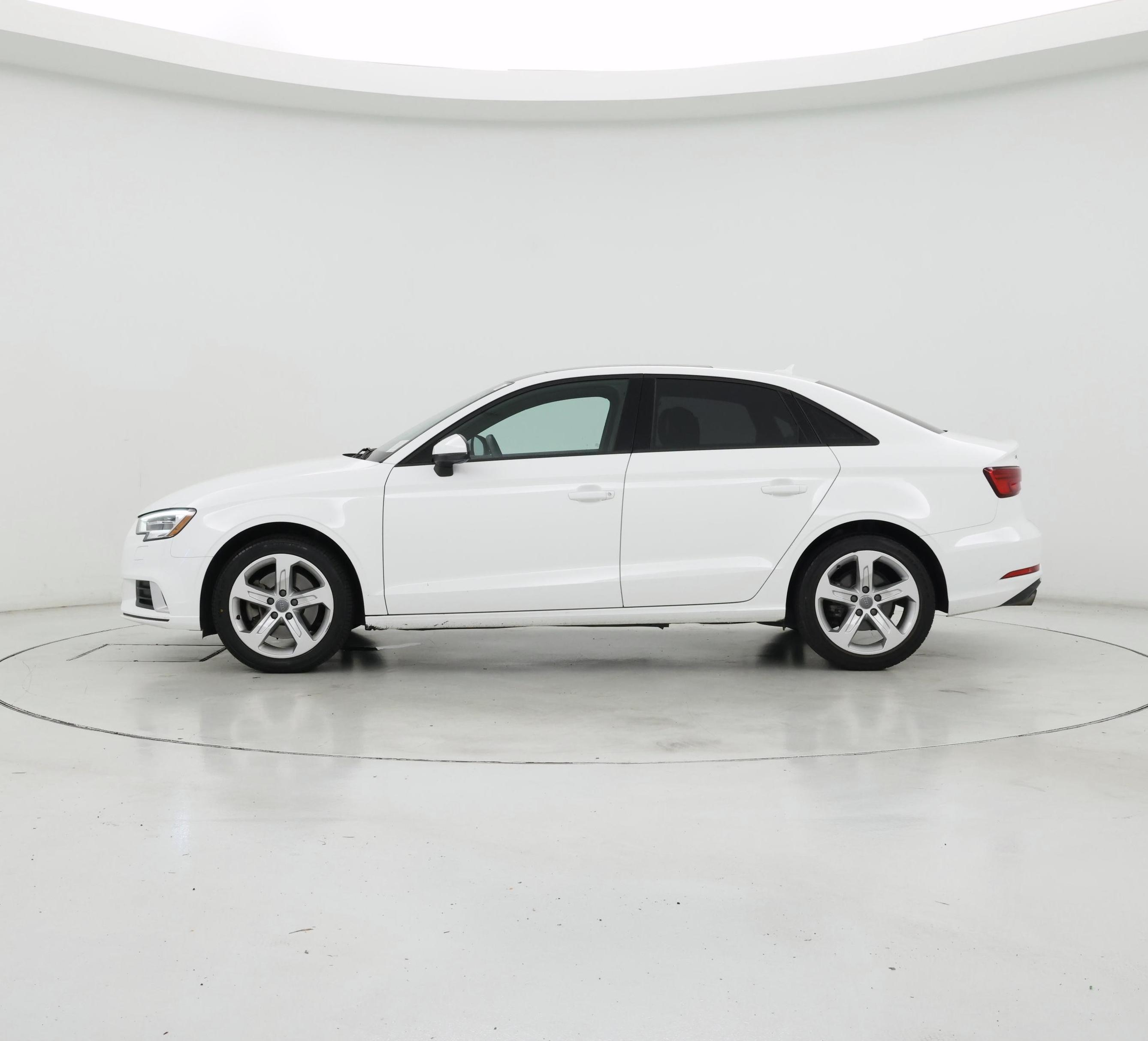 Thumbnail: 2017 Audi A3 - 3
