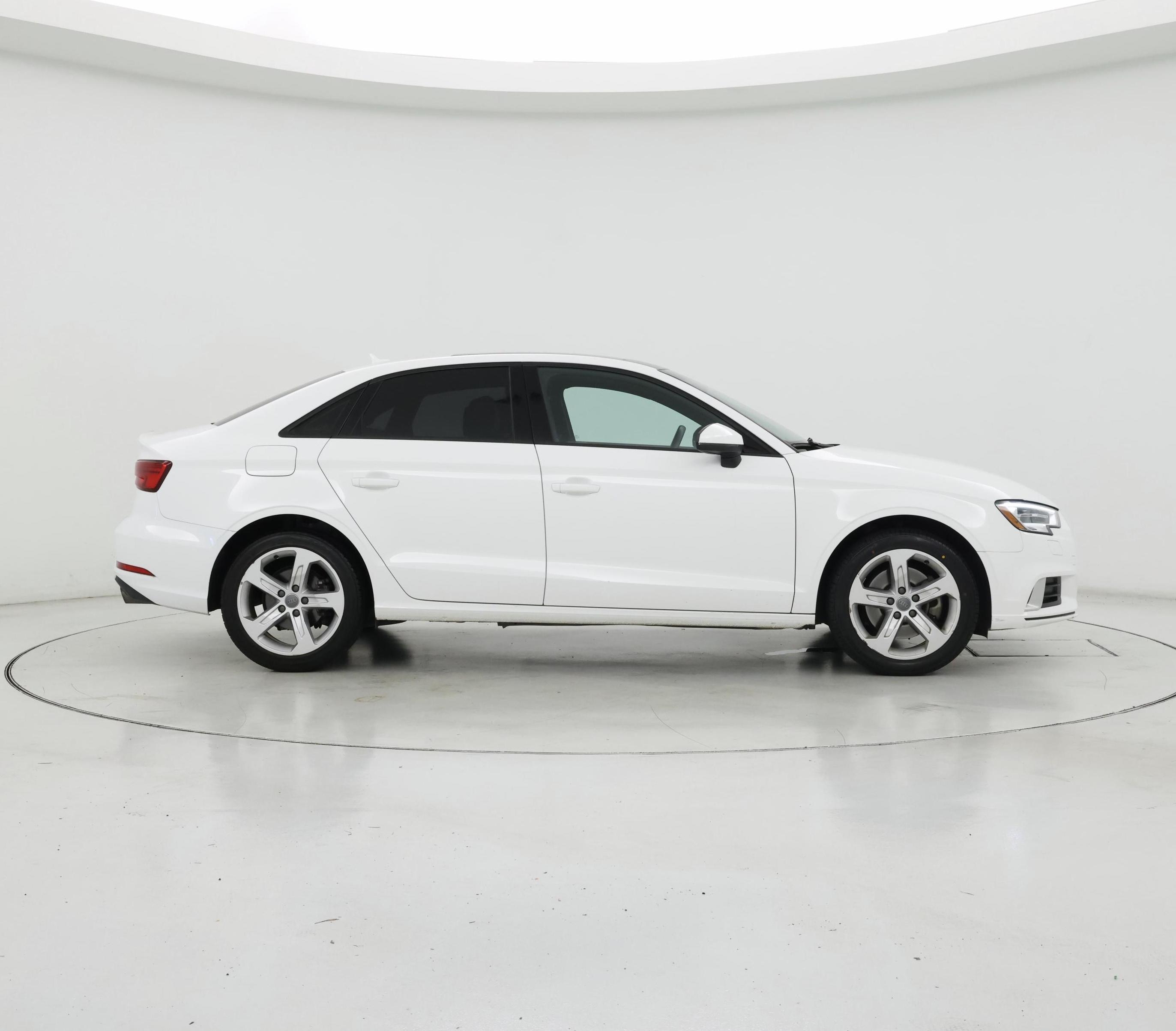 Thumbnail: 2017 Audi A3 - 7