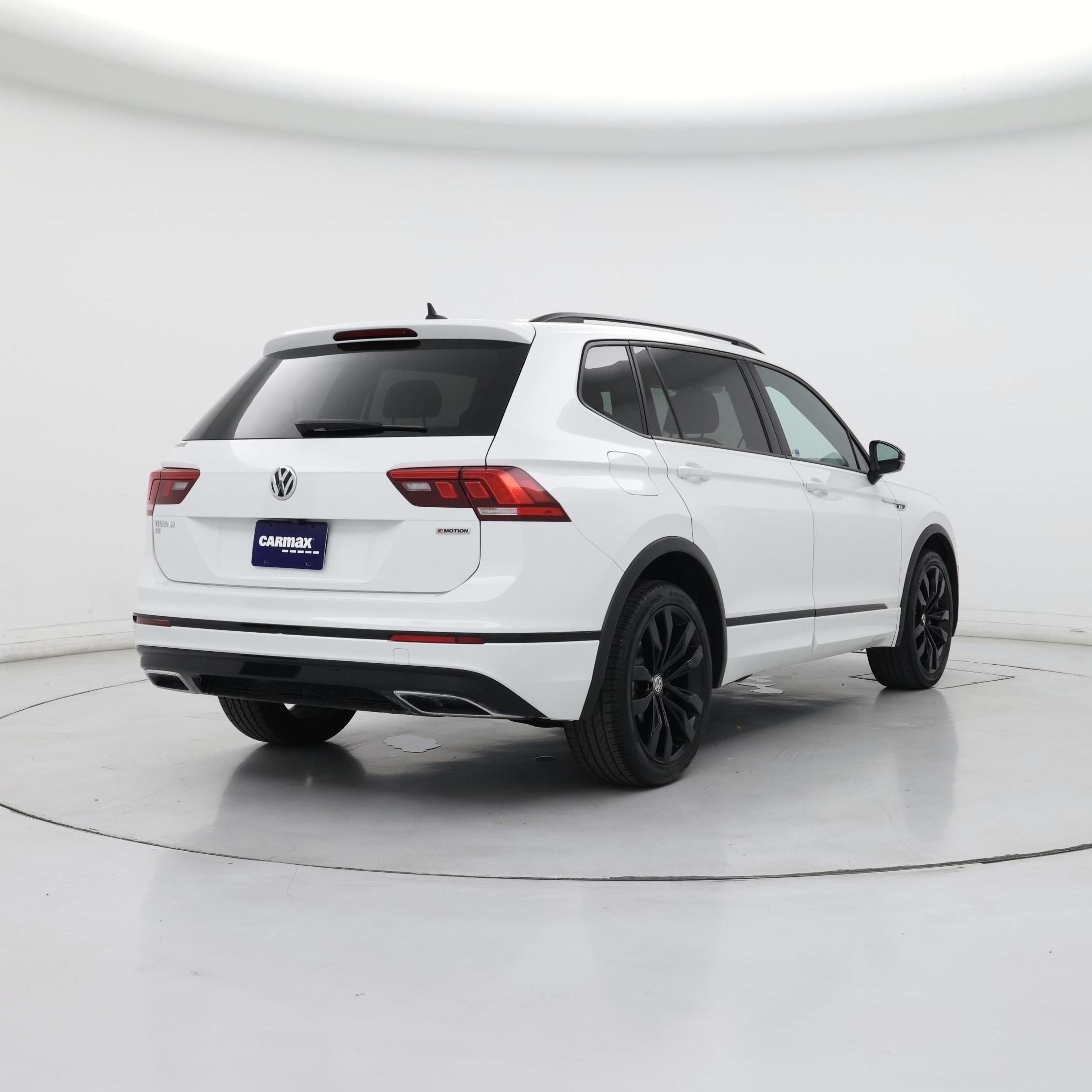 Thumbnail: 2021 Volkswagen Tiguan - 8
