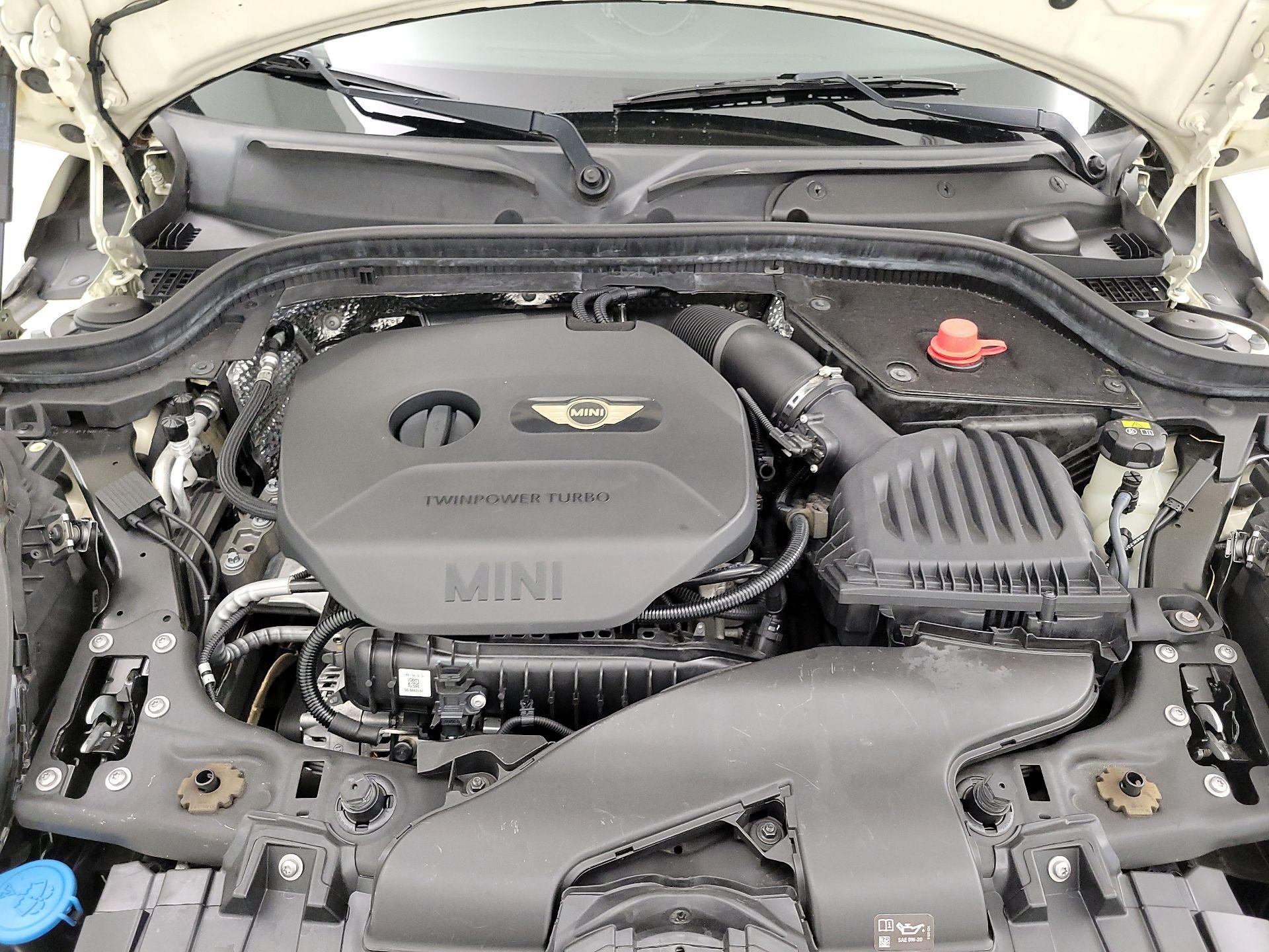 Thumbnail: 2016 MINI Cooper Hardtop - 20