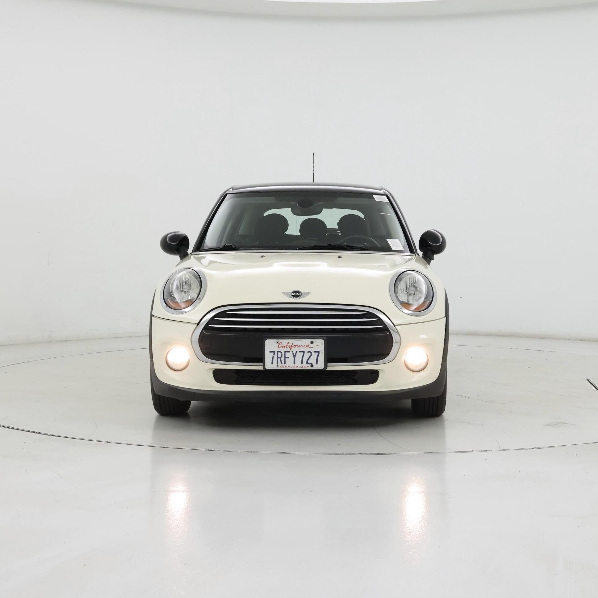 Thumbnail: 2016 MINI Cooper Hardtop - 5
