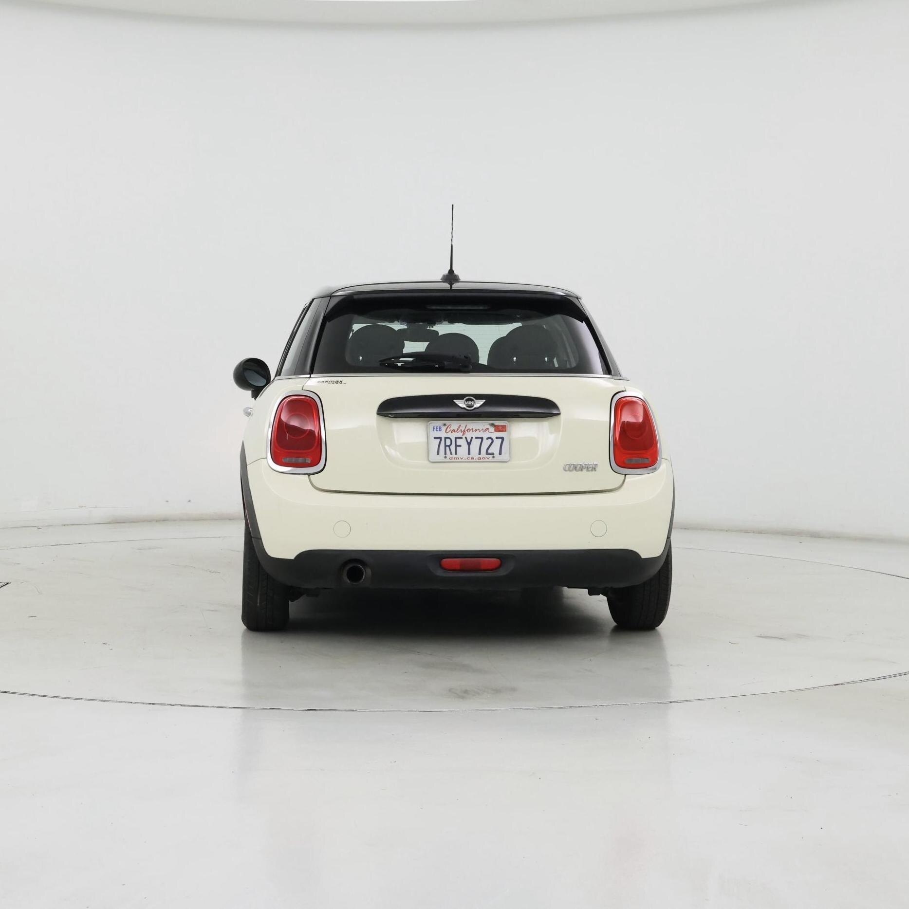 Thumbnail: 2016 MINI Cooper Hardtop - 6