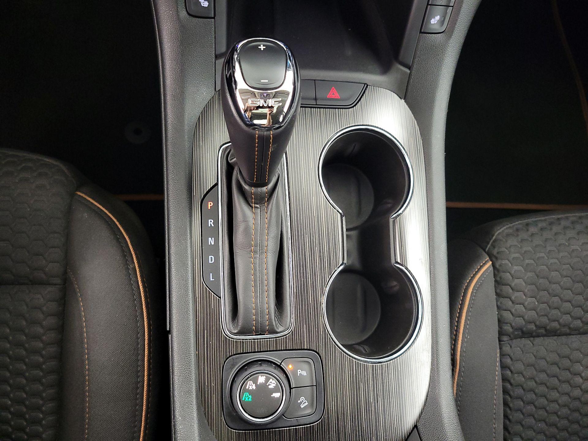 Thumbnail: 2017 GMC Acadia - 17
