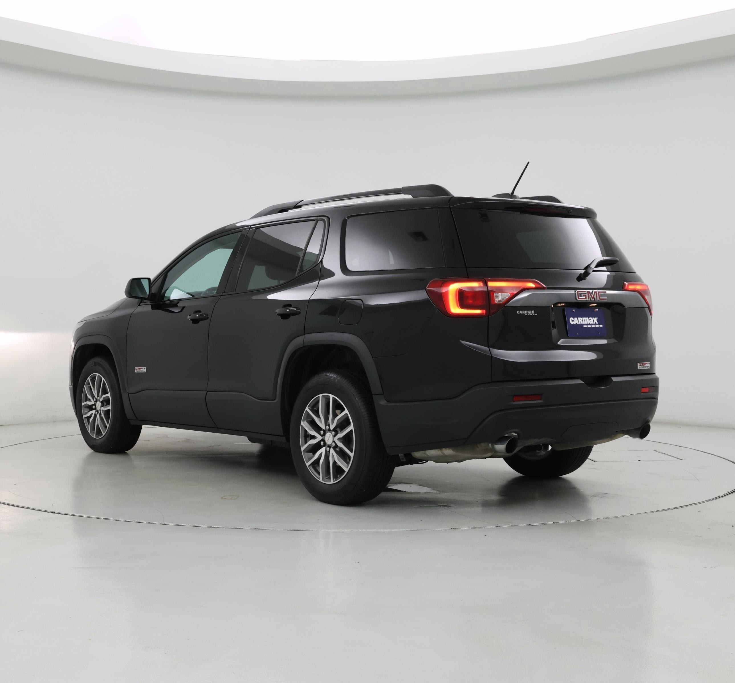 Thumbnail: 2017 GMC Acadia - 2