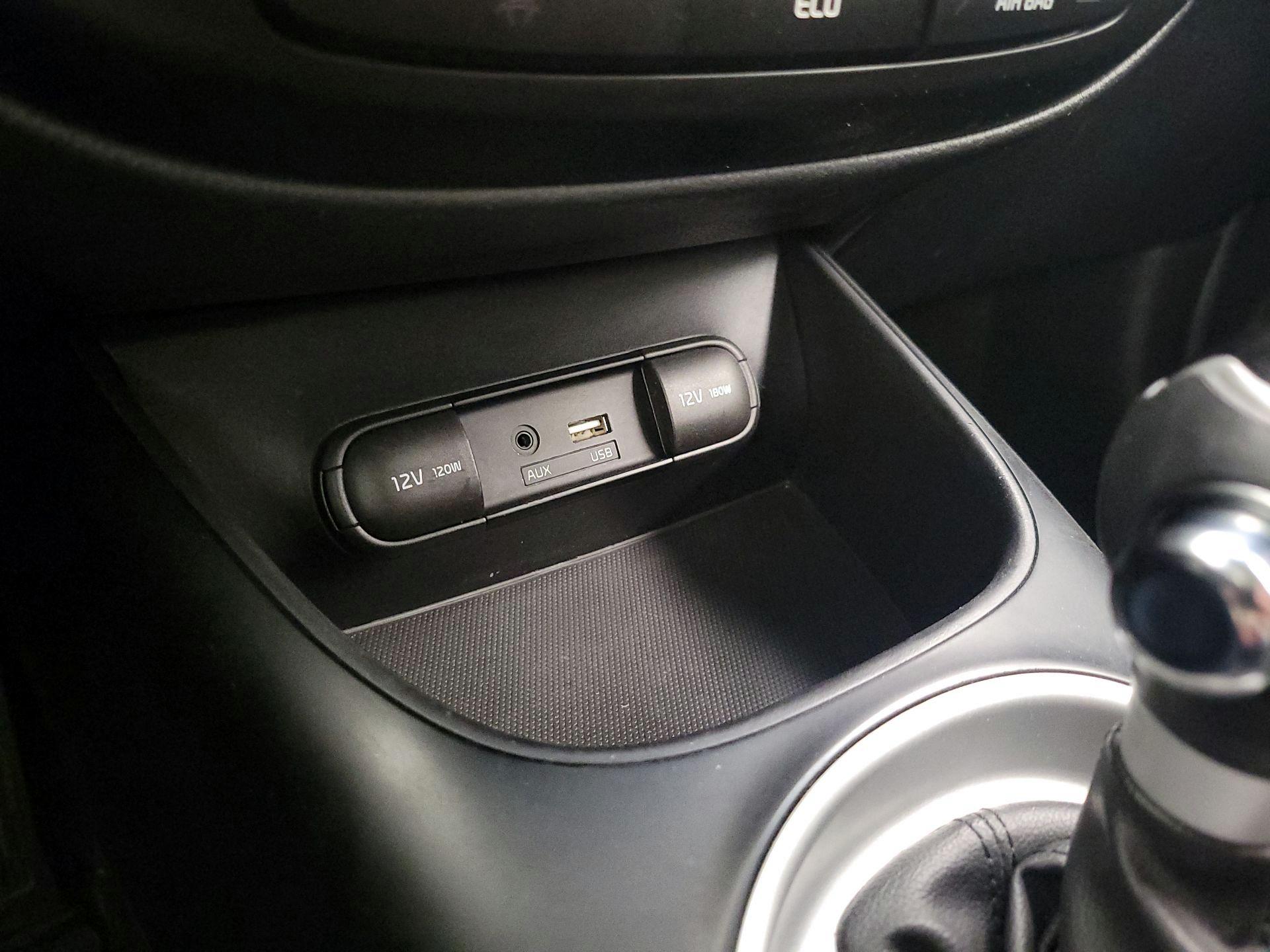 Thumbnail: 2016 Kia Soul - 17