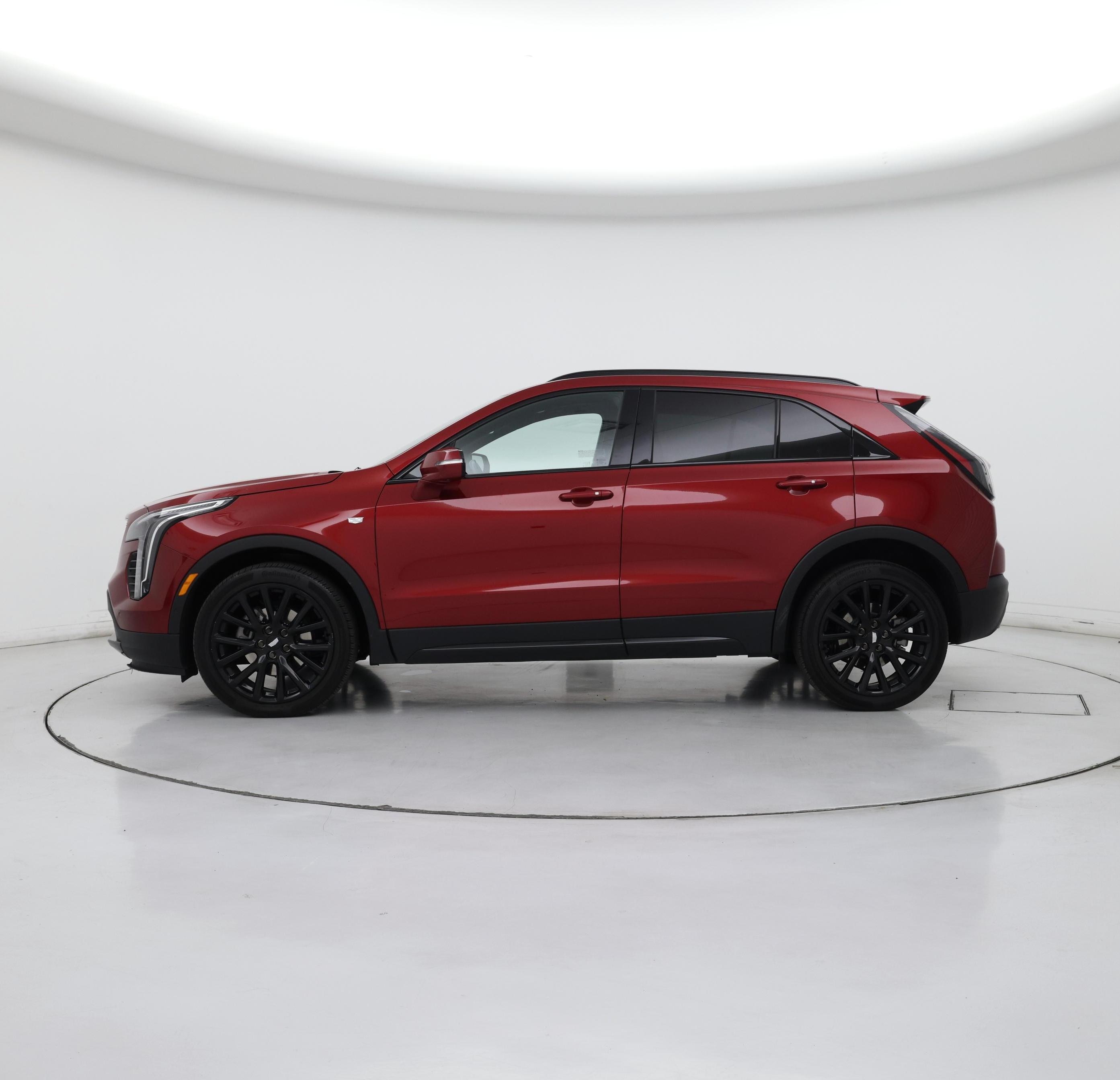 Thumbnail: 2023 Cadillac XT4 - 3