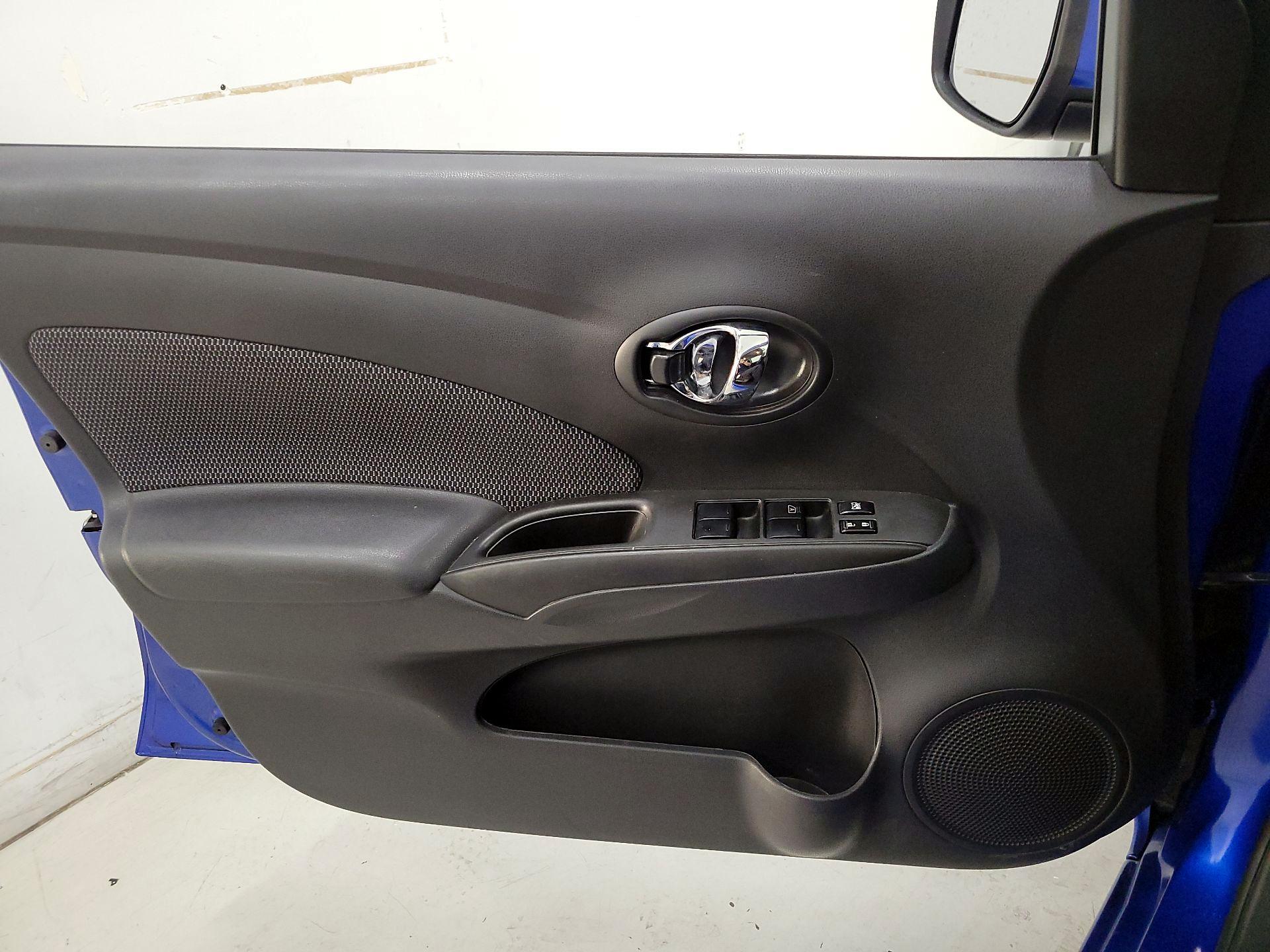 Thumbnail: 2015 Nissan Versa - 12