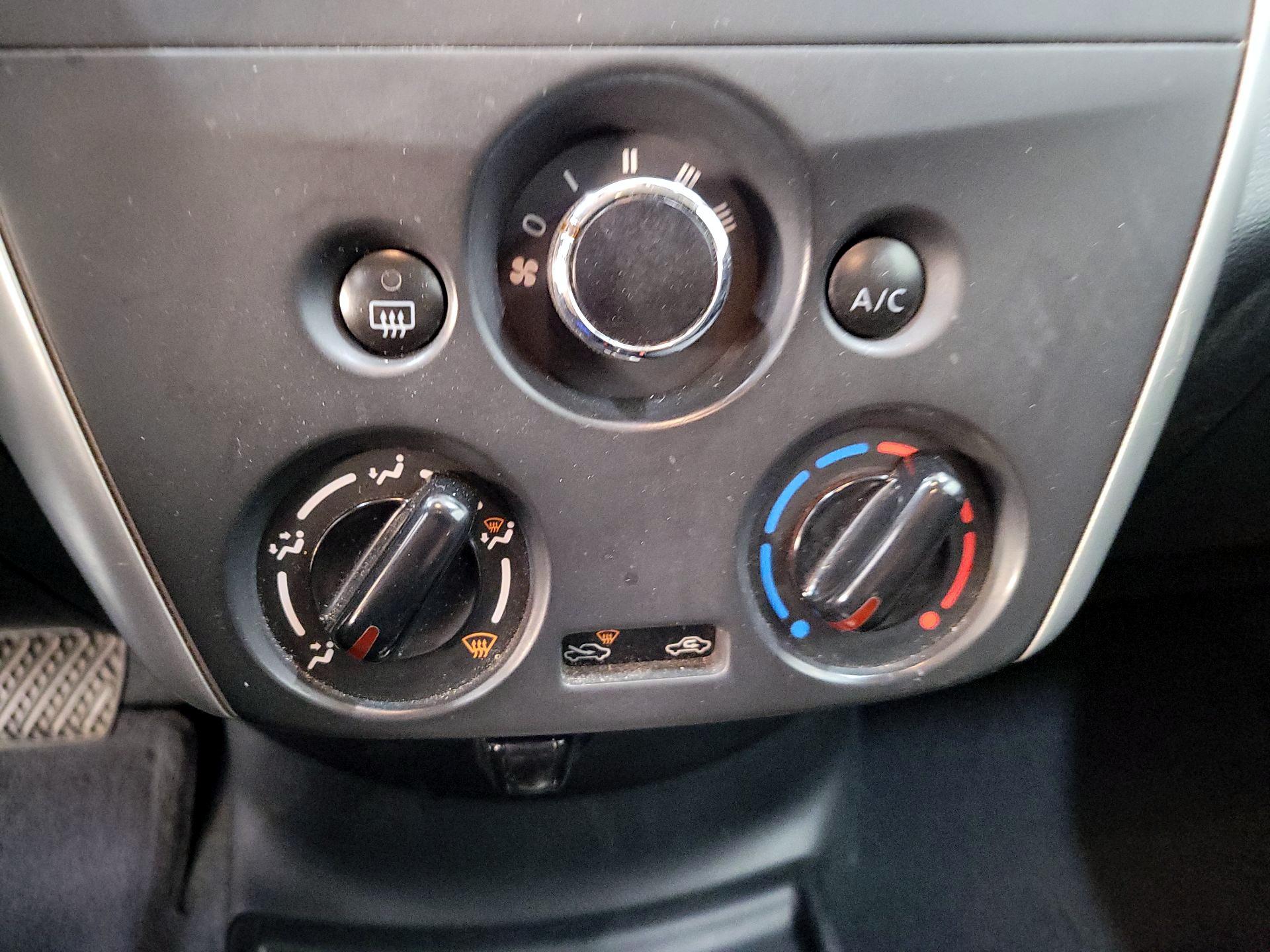 Thumbnail: 2015 Nissan Versa - 15