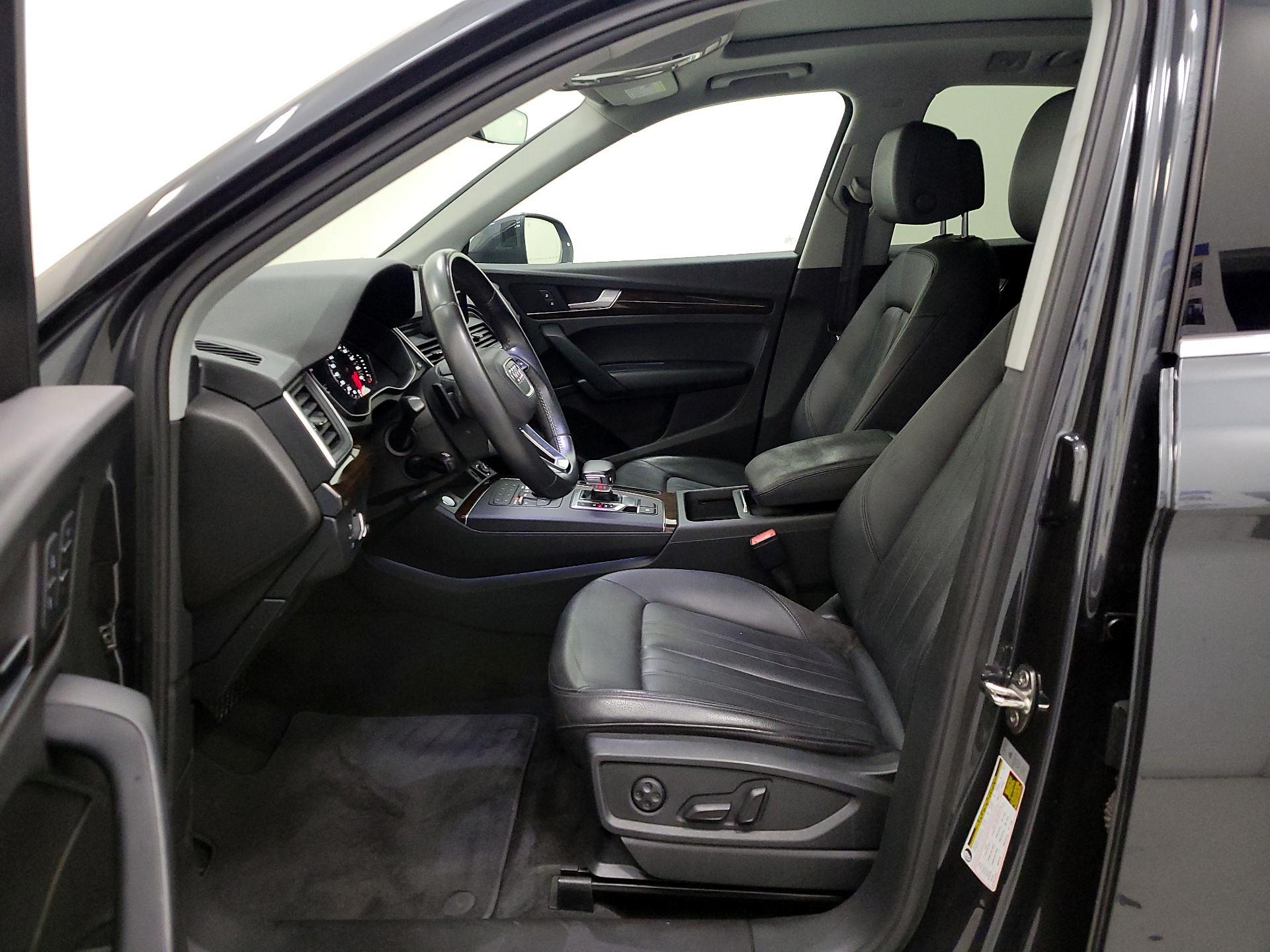 Thumbnail: 2019 Audi Q5 - 11