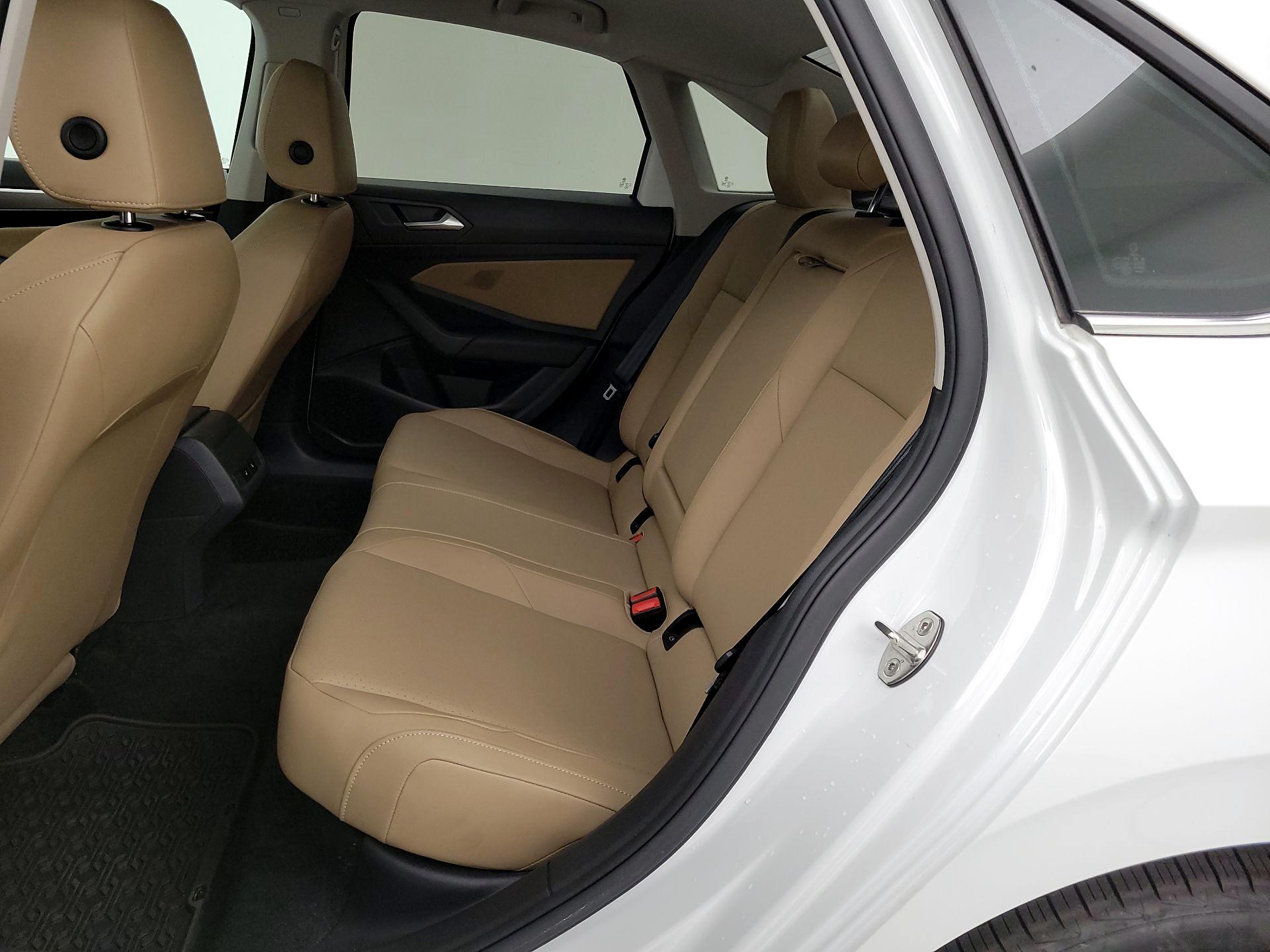 Thumbnail: 2020 Volkswagen Jetta - 20