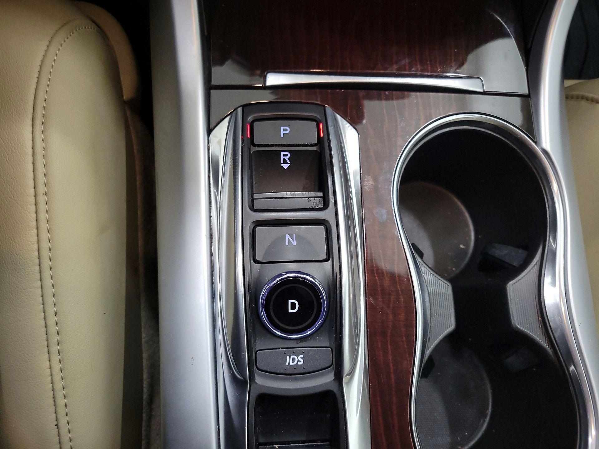 Thumbnail: 2015 Acura TLX - 18