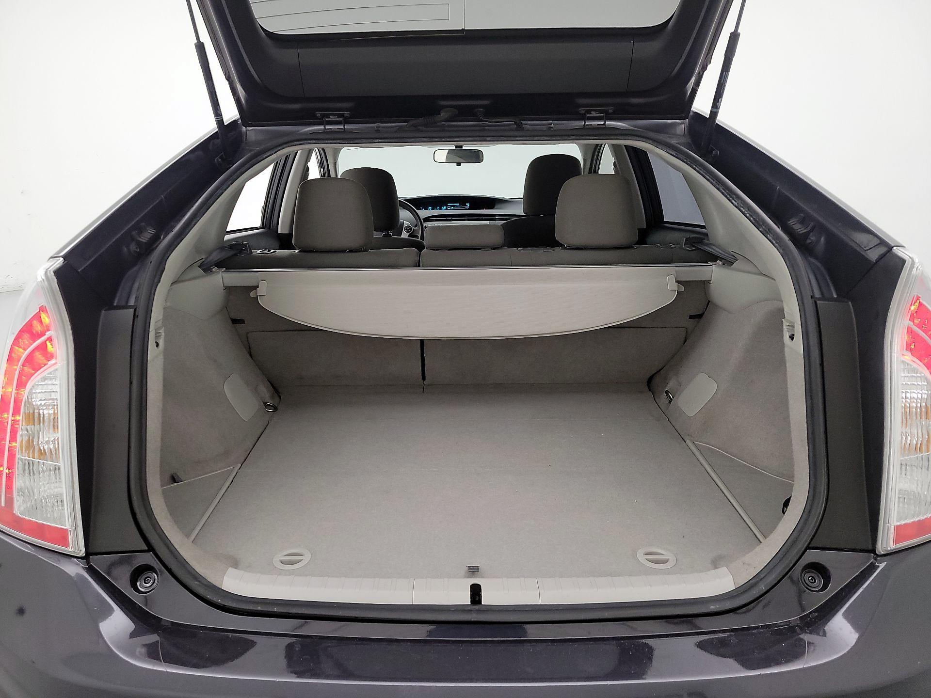Thumbnail: 2015 Toyota Prius - 19