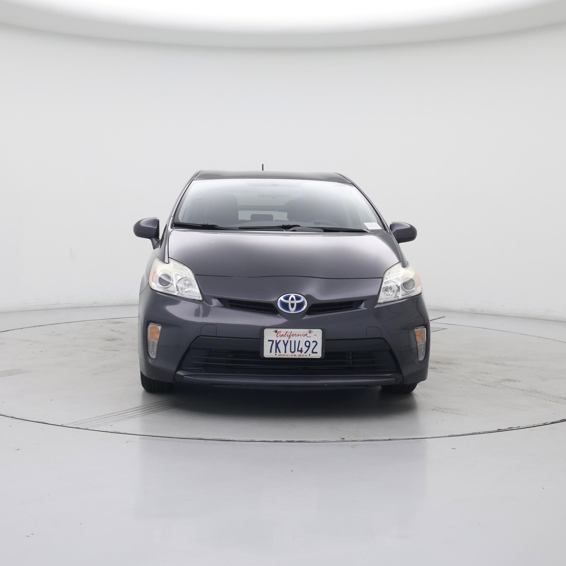 Thumbnail: 2015 Toyota Prius - 5