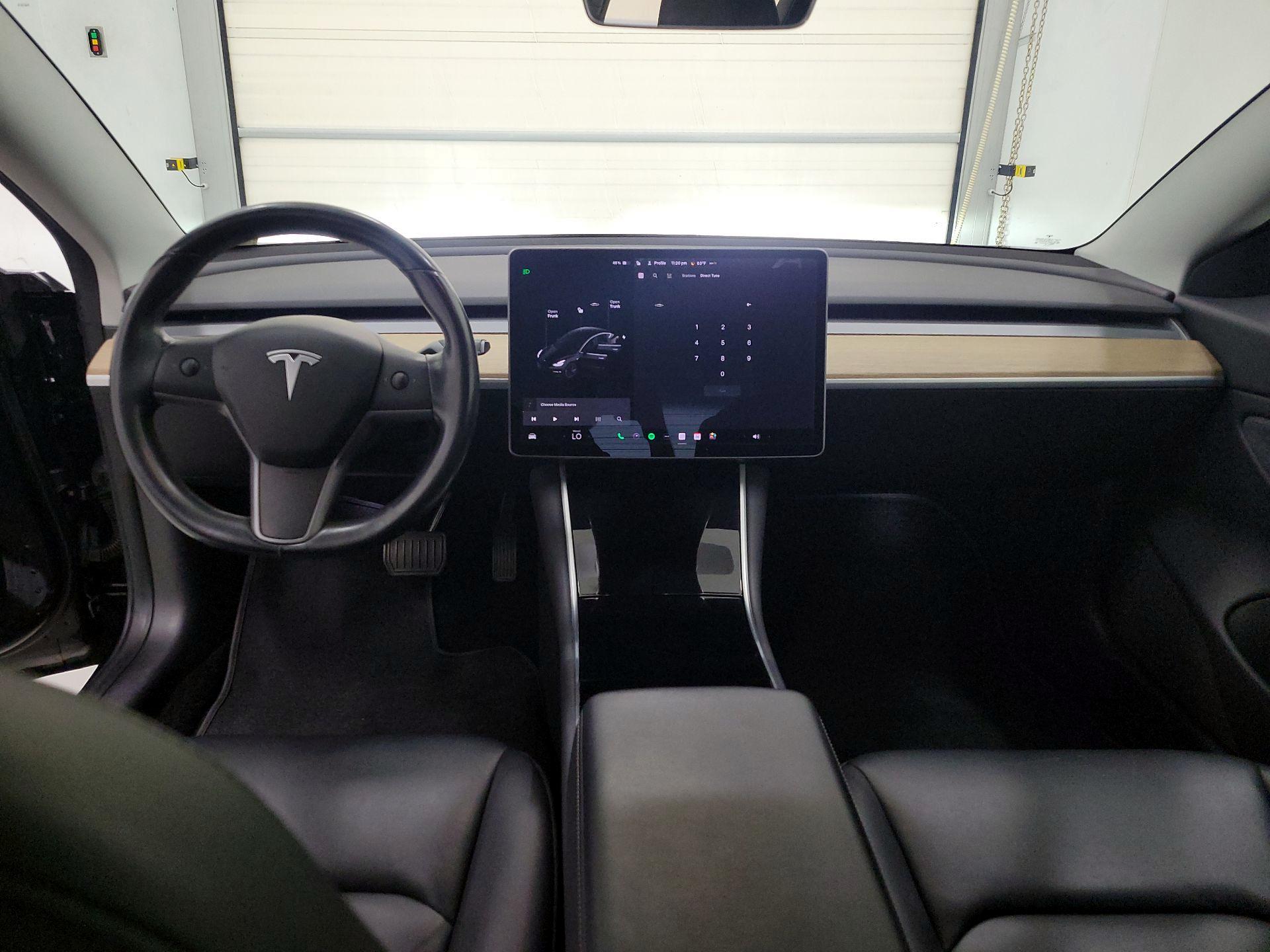 Thumbnail: 2019 Tesla Model 3 - 9