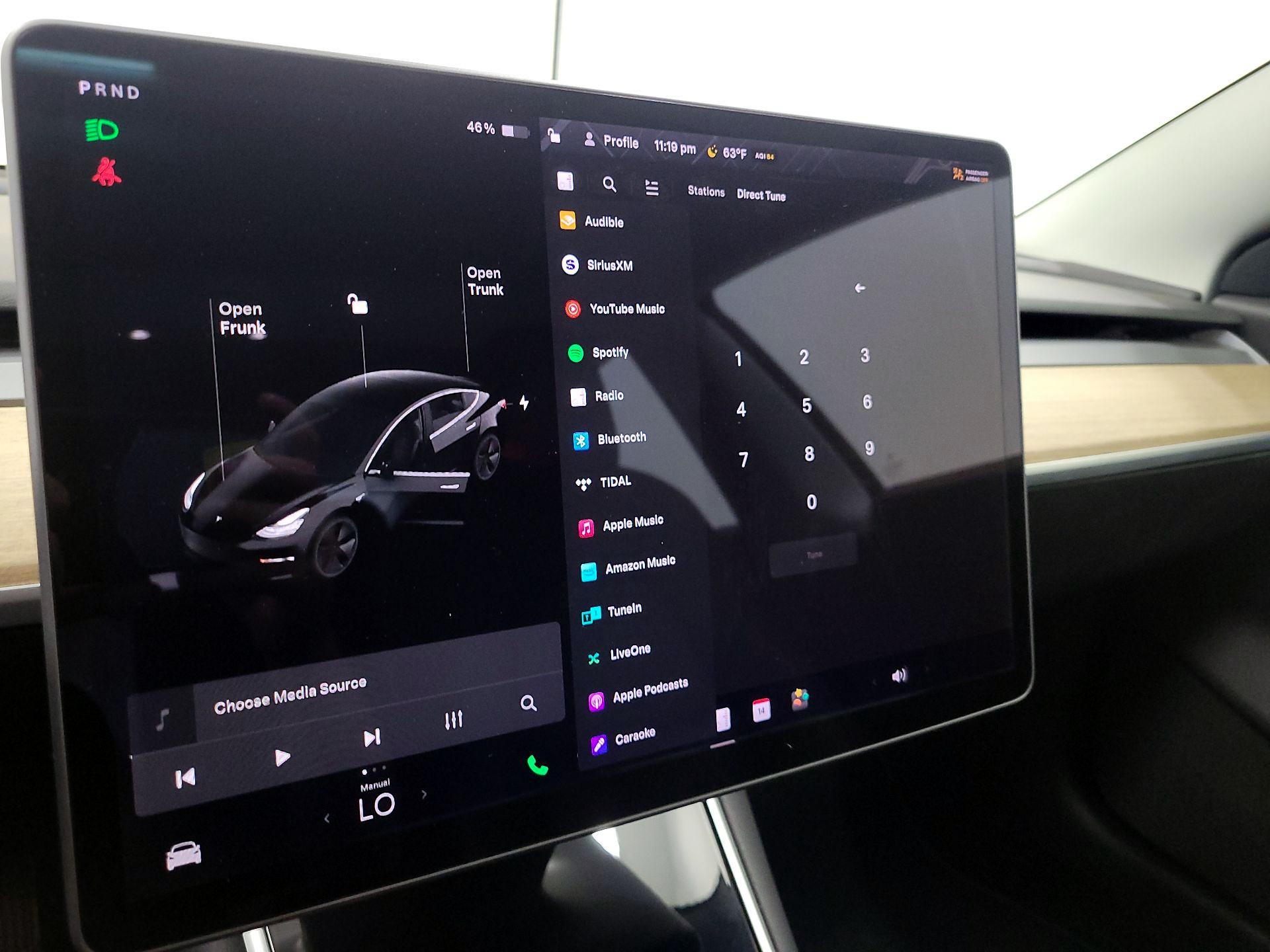 Thumbnail: 2019 Tesla Model 3 - 14