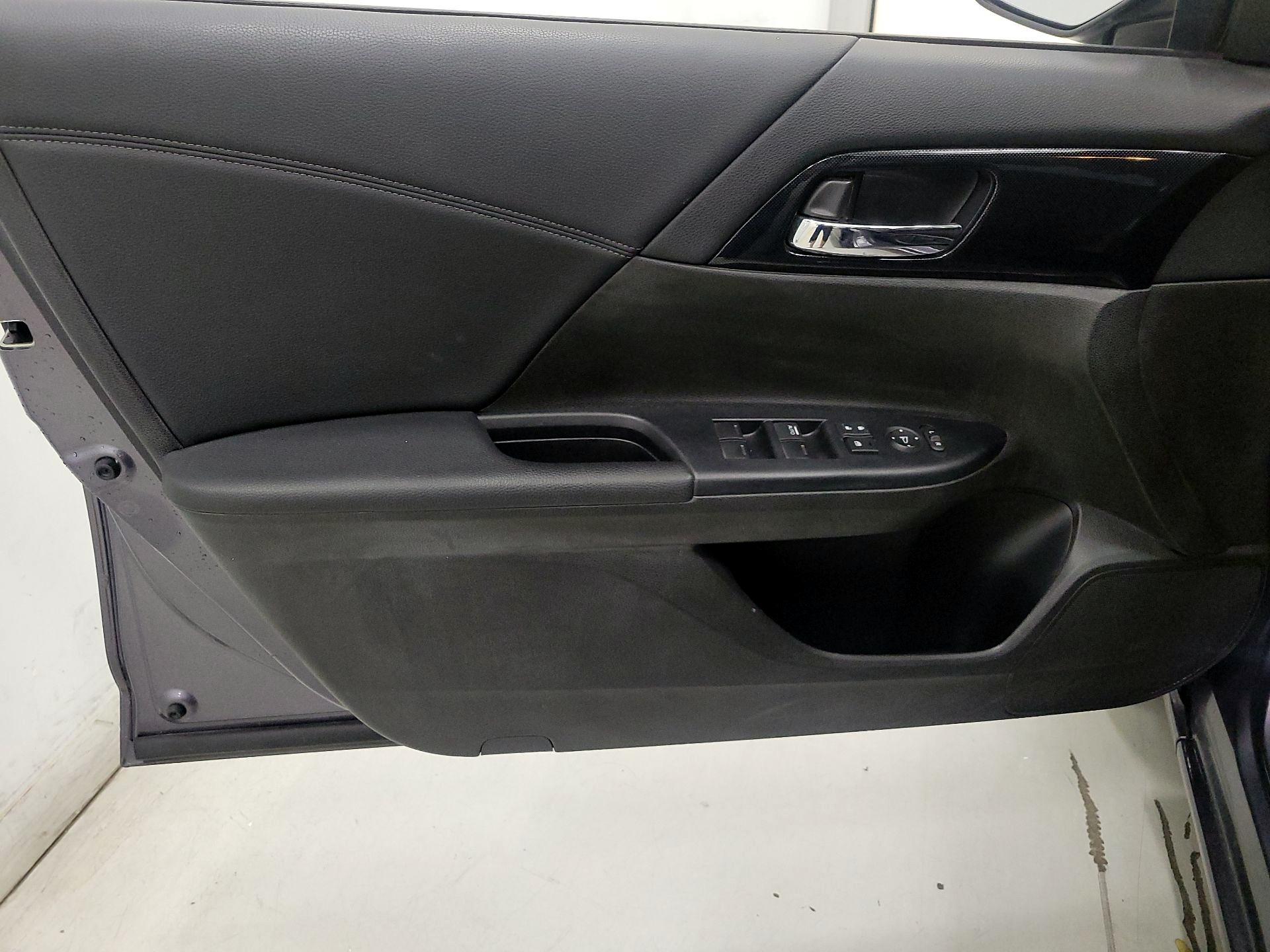 Thumbnail: 2014 Honda Accord - 12