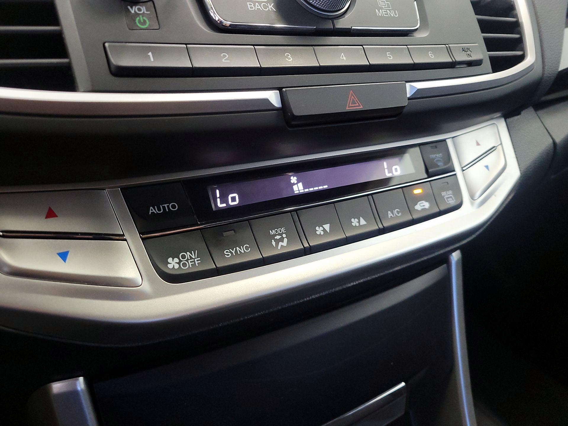 Thumbnail: 2014 Honda Accord - 16