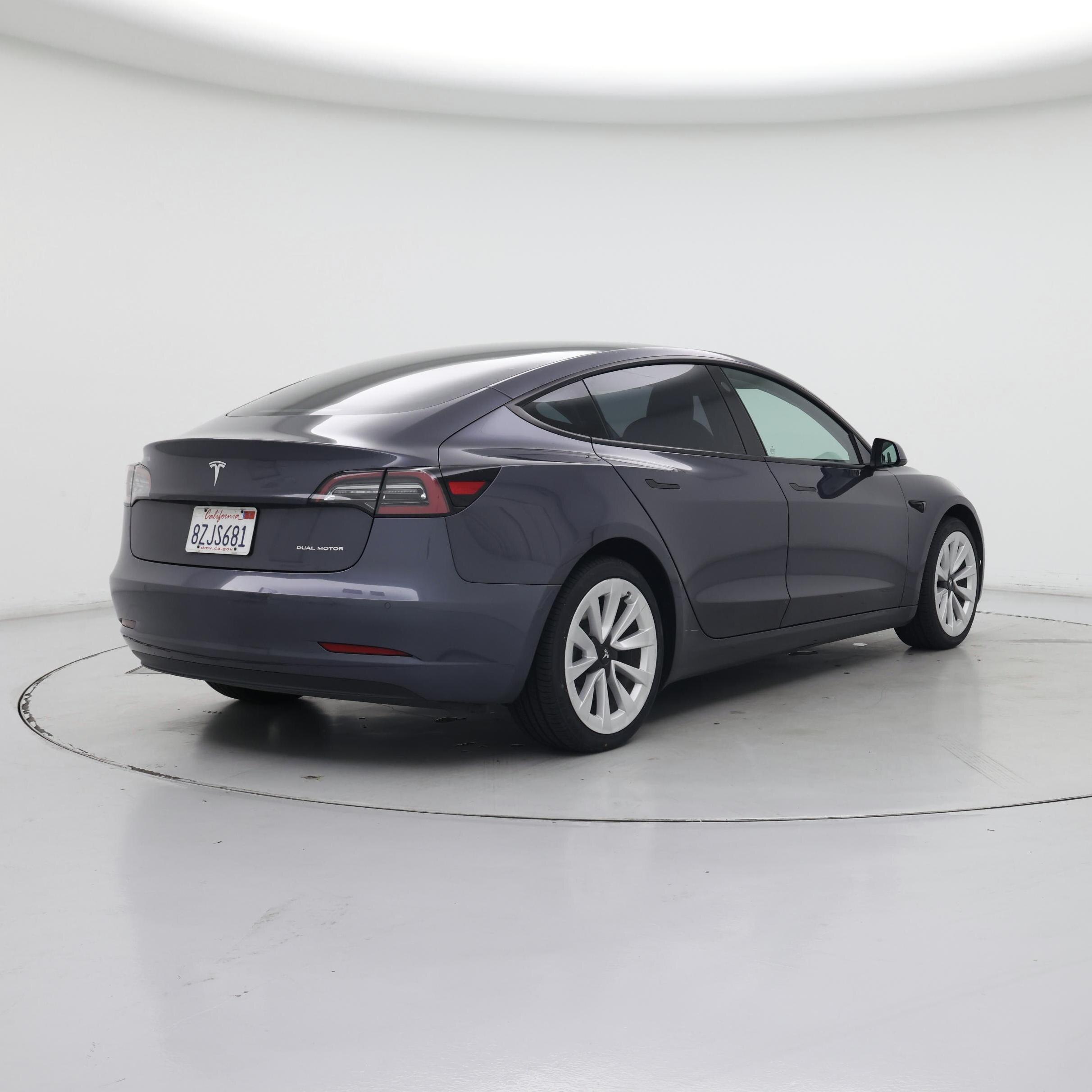 Thumbnail: 2022 Tesla Model 3 - 8