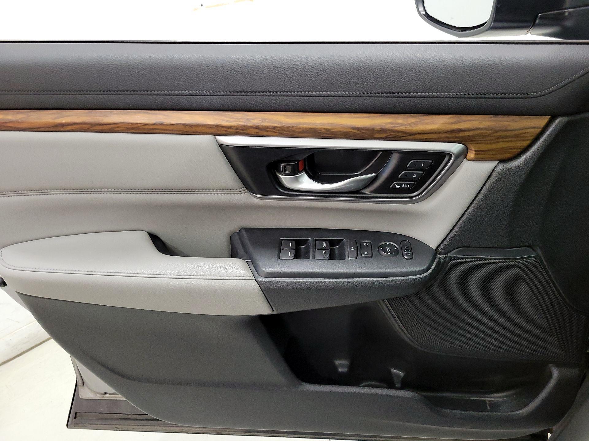 Thumbnail: 2018 Honda CR-V - 12
