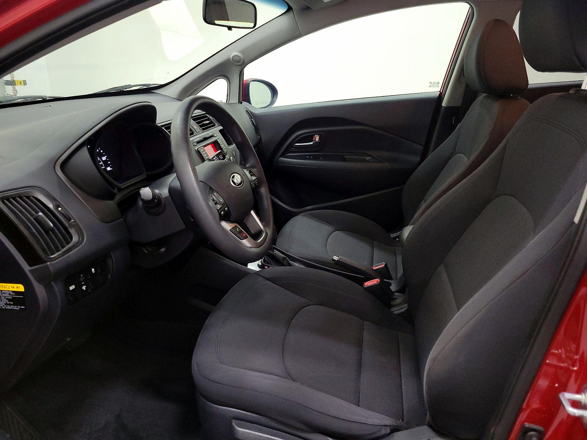 Thumbnail: 2014 Kia Rio - 11