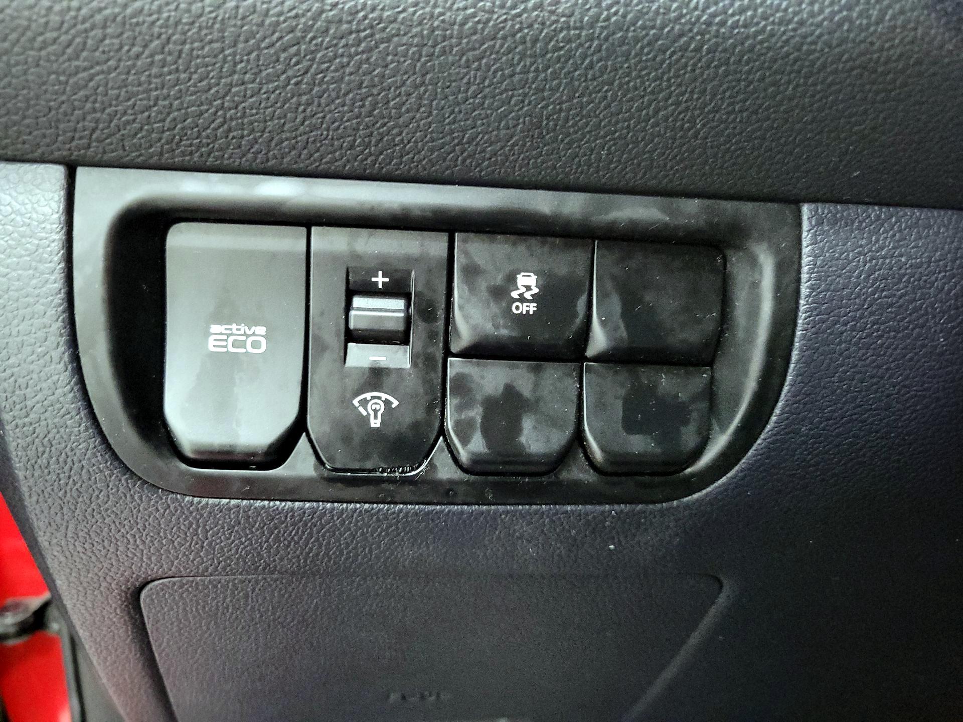 Thumbnail: 2014 Kia Rio - 13