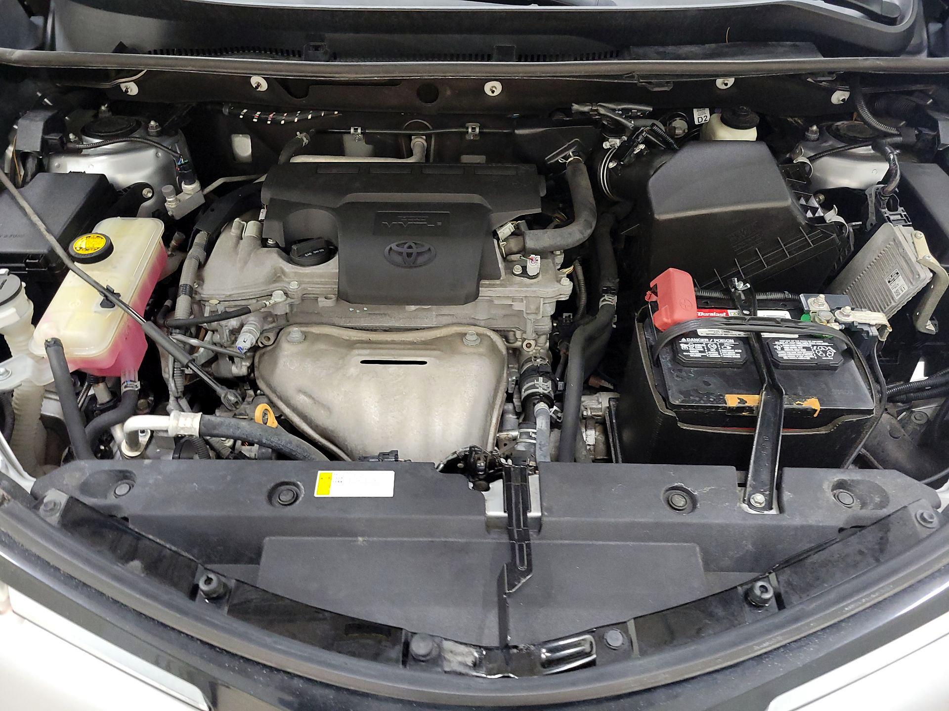 Thumbnail: 2018 Toyota RAV4 - 20