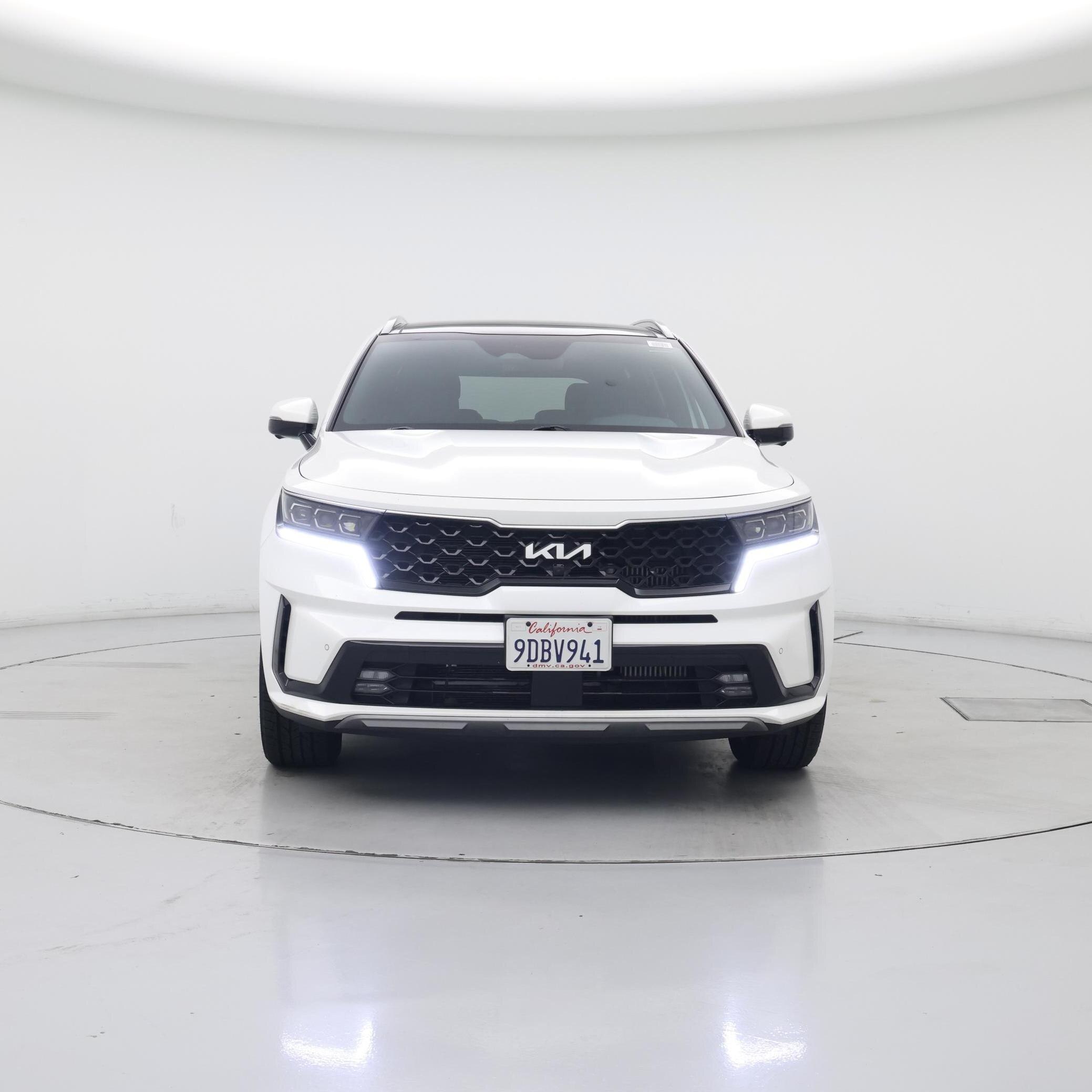 Thumbnail: 2023 Kia Sorento - 5