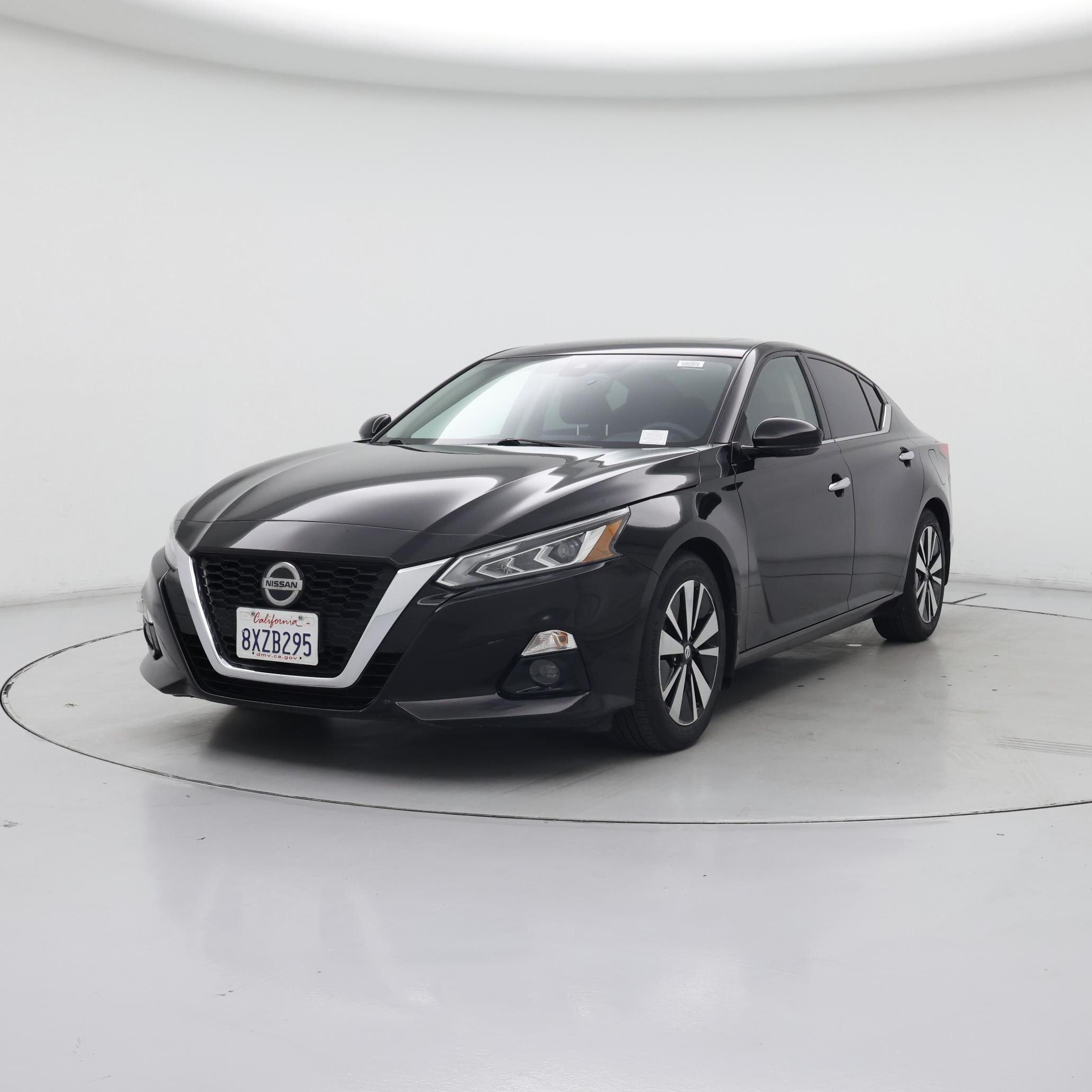 Thumbnail: 2020 Nissan Altima - 4