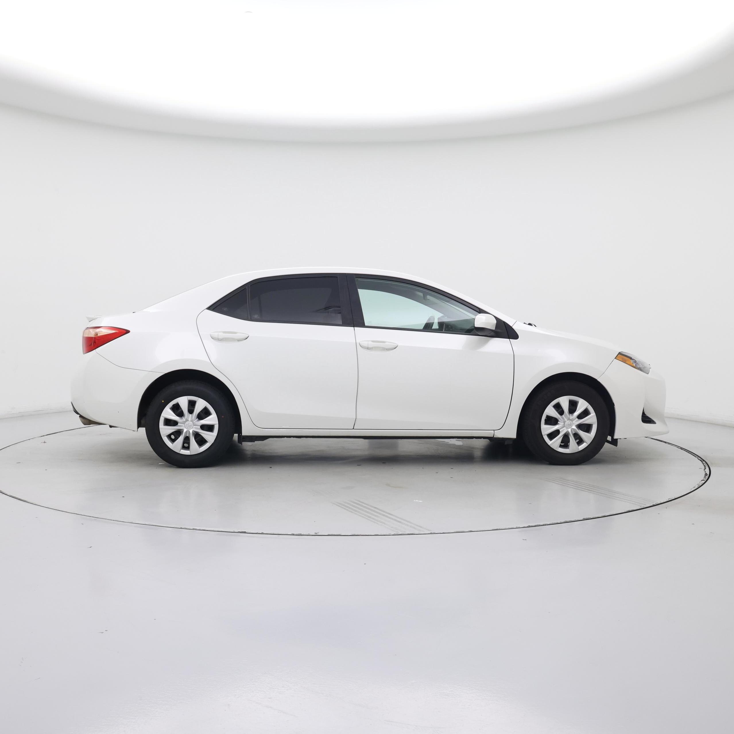 Thumbnail: 2017 Toyota Corolla - 7