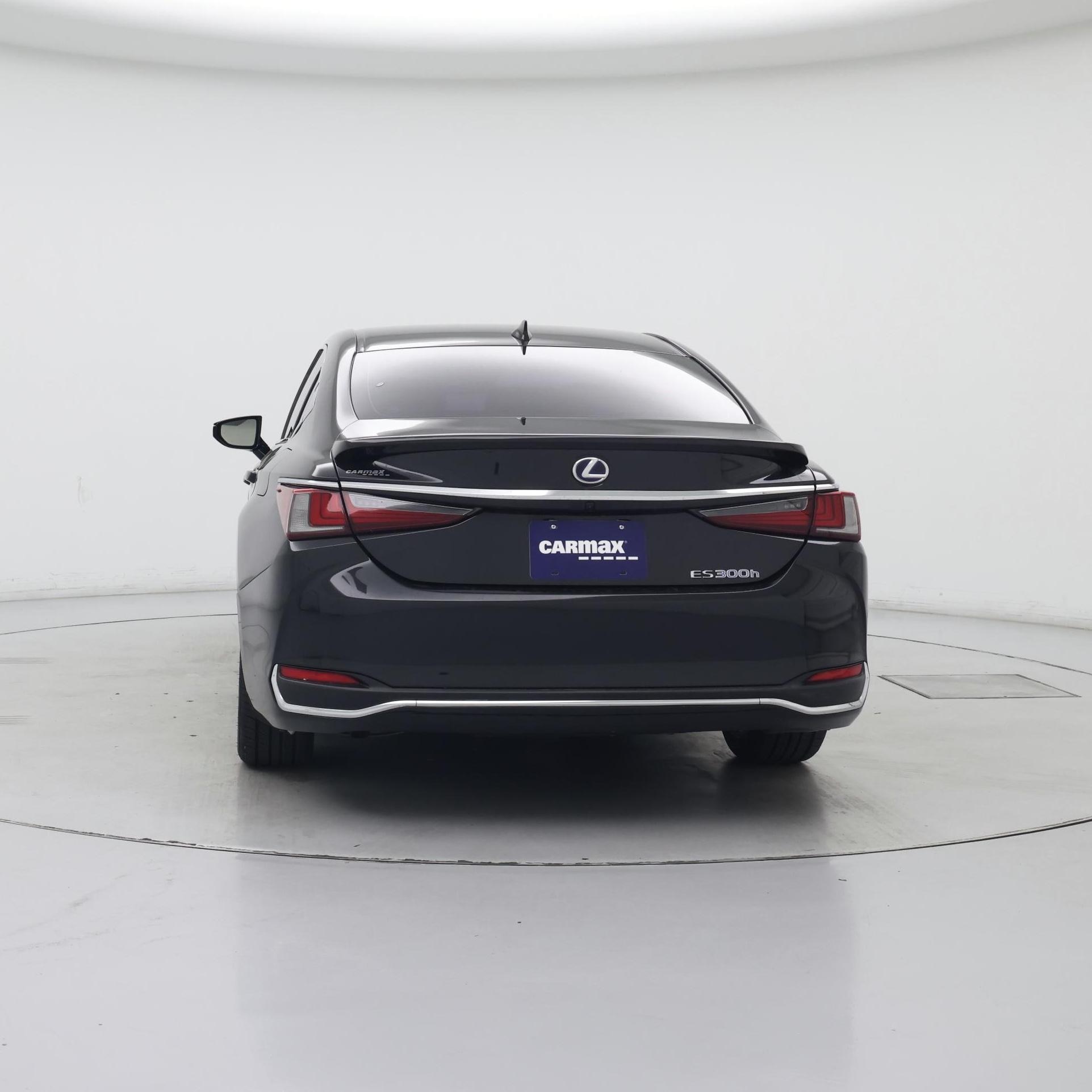 Thumbnail: 2022 Lexus ES - 6
