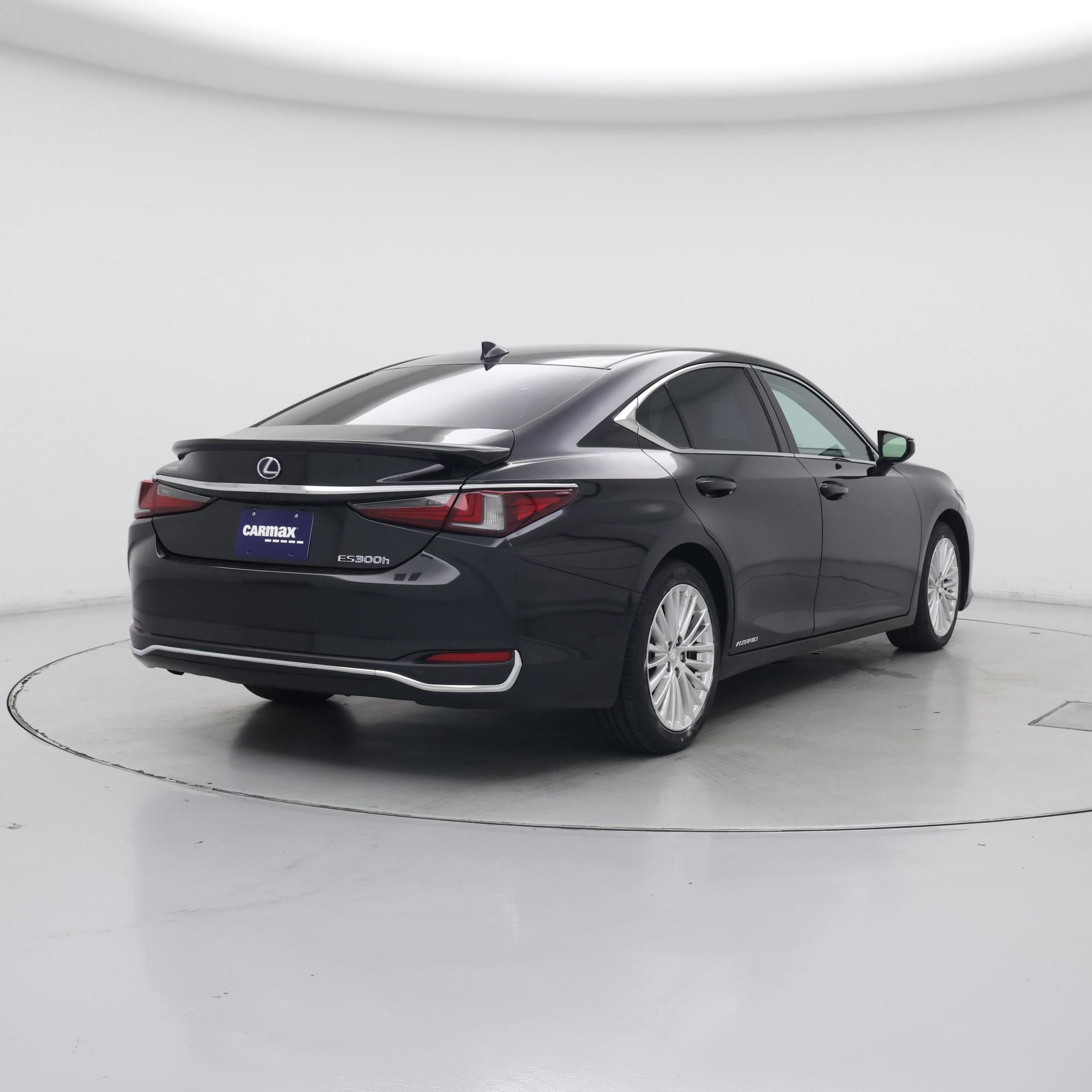 Thumbnail: 2022 Lexus ES - 8