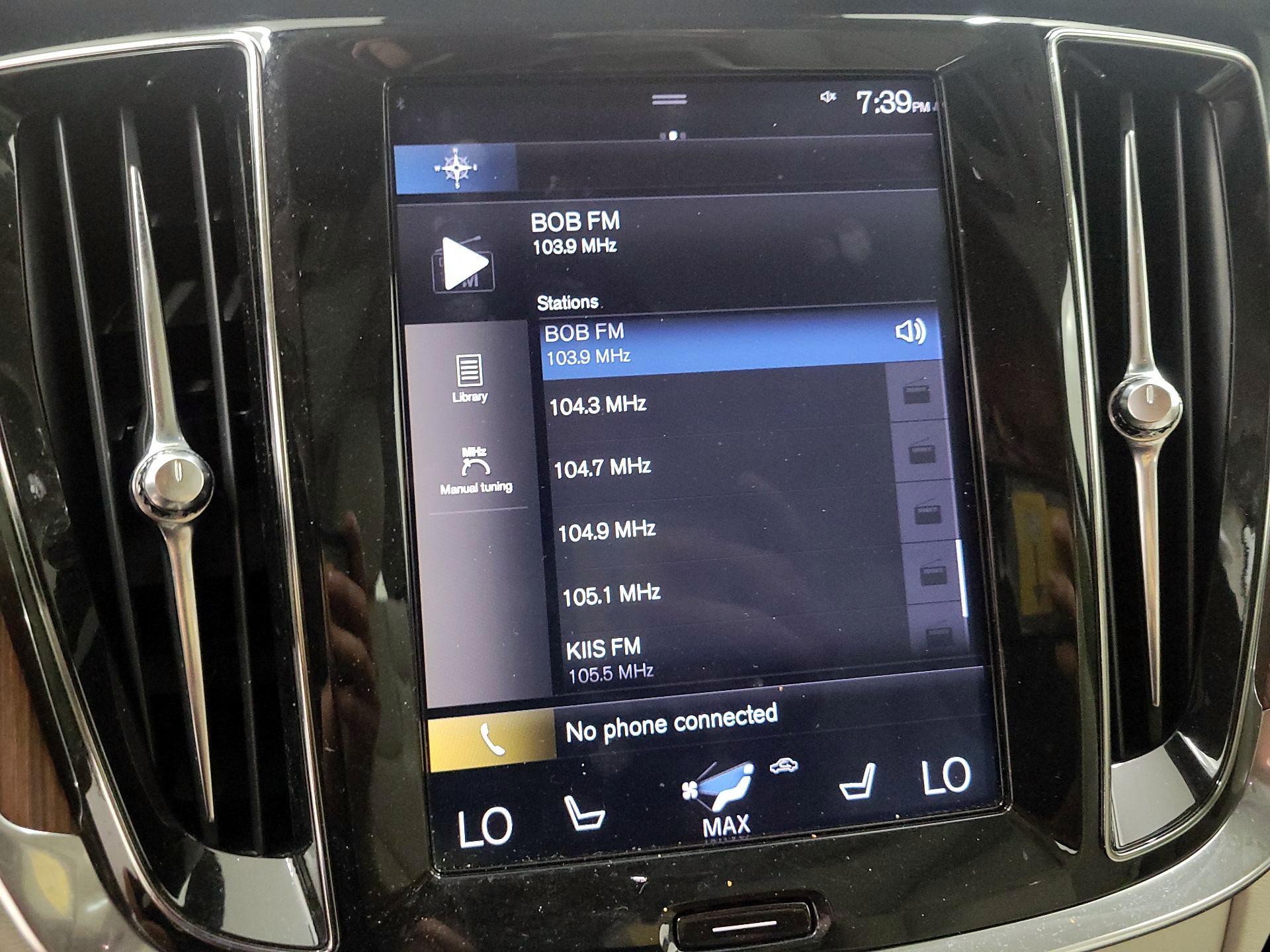 Thumbnail: 2019 Volvo S60 - 16