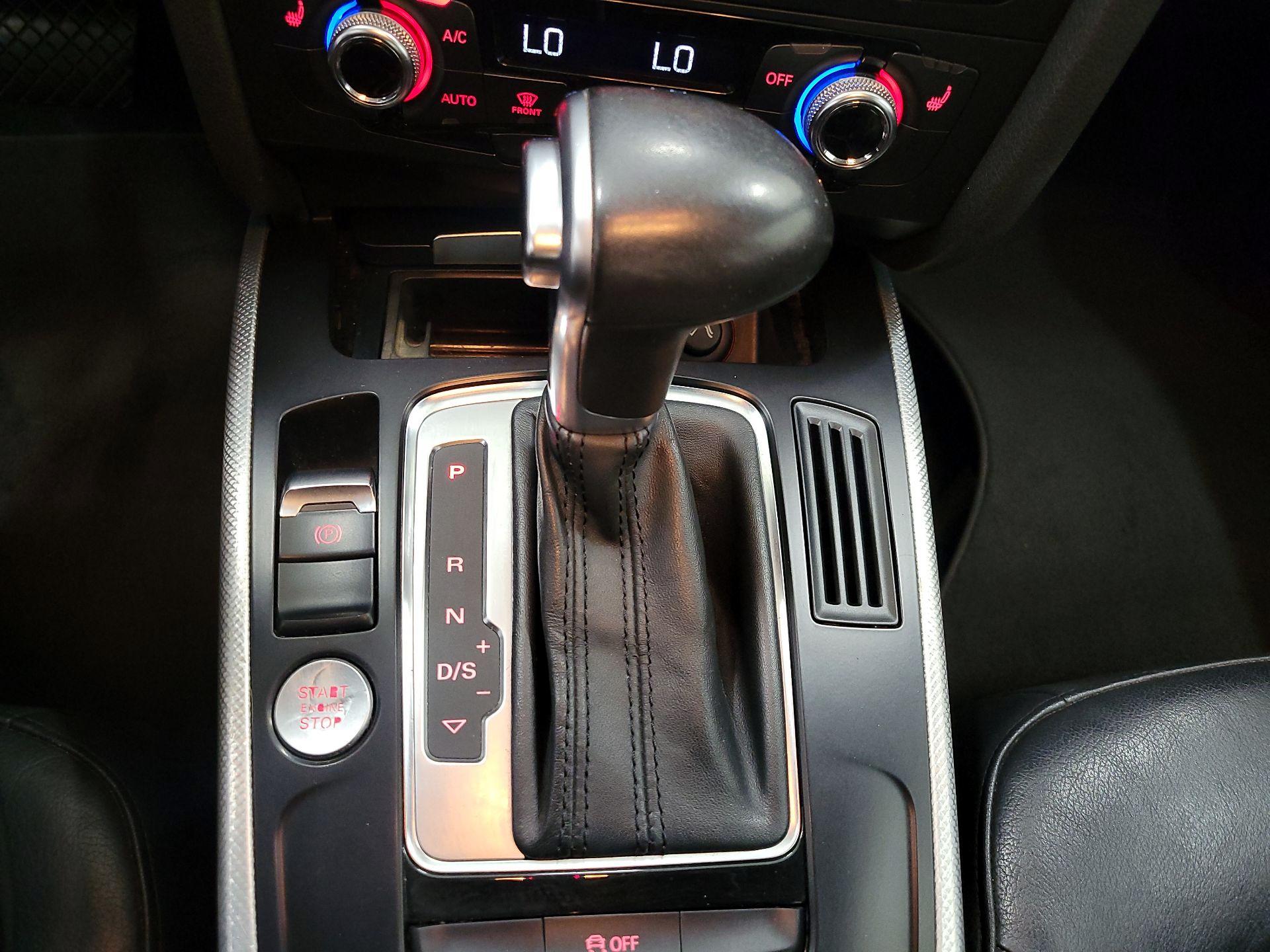 Thumbnail: 2016 Audi A4 - 16