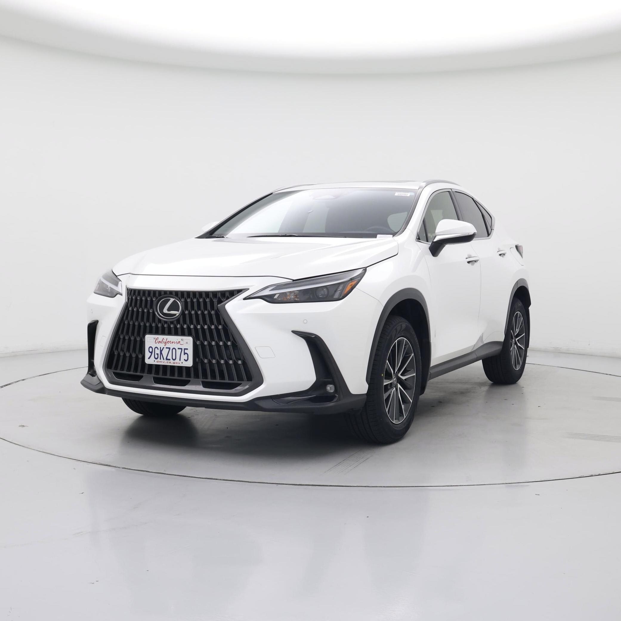 Thumbnail: 2024 Lexus NX - 4