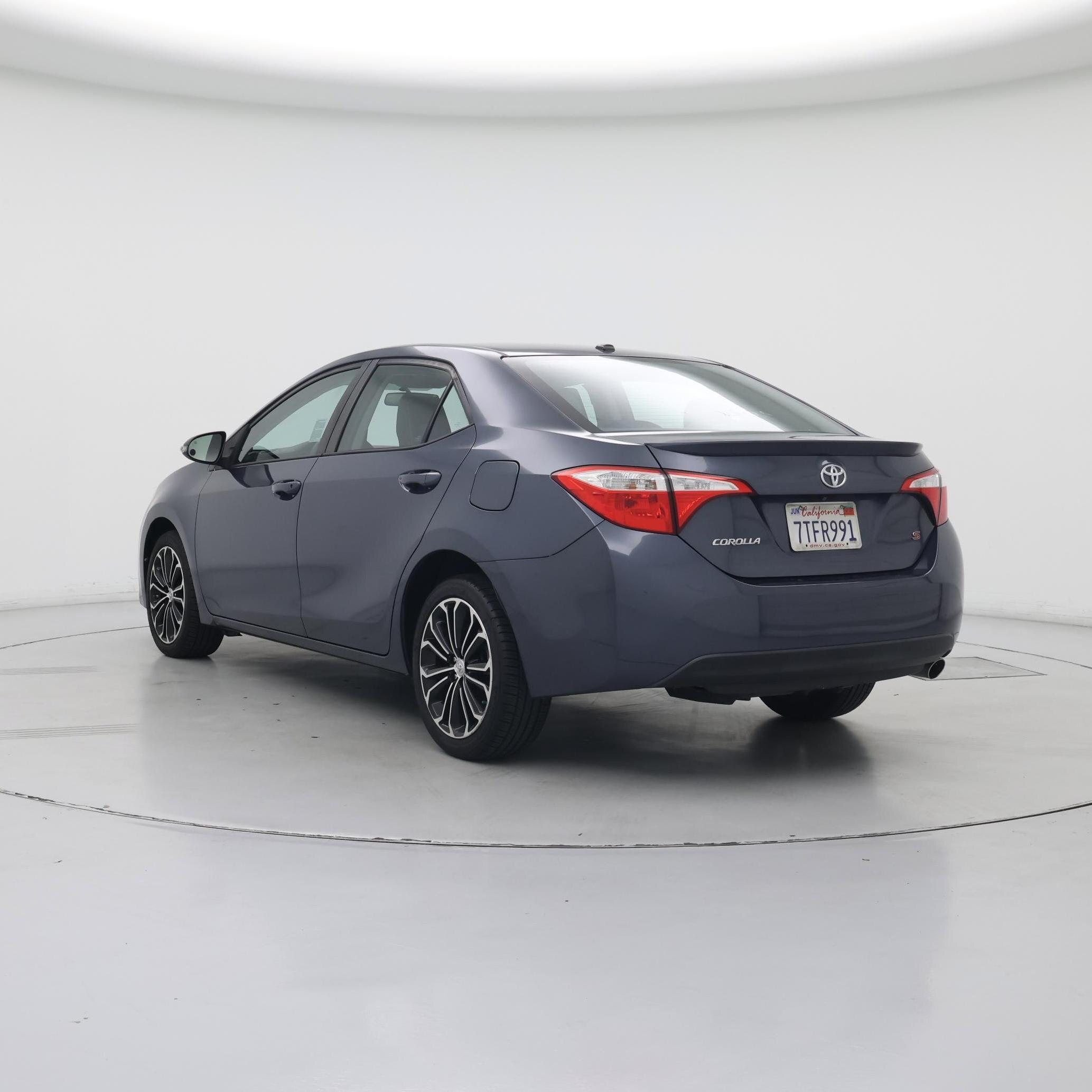 Thumbnail: 2016 Toyota Corolla - 2