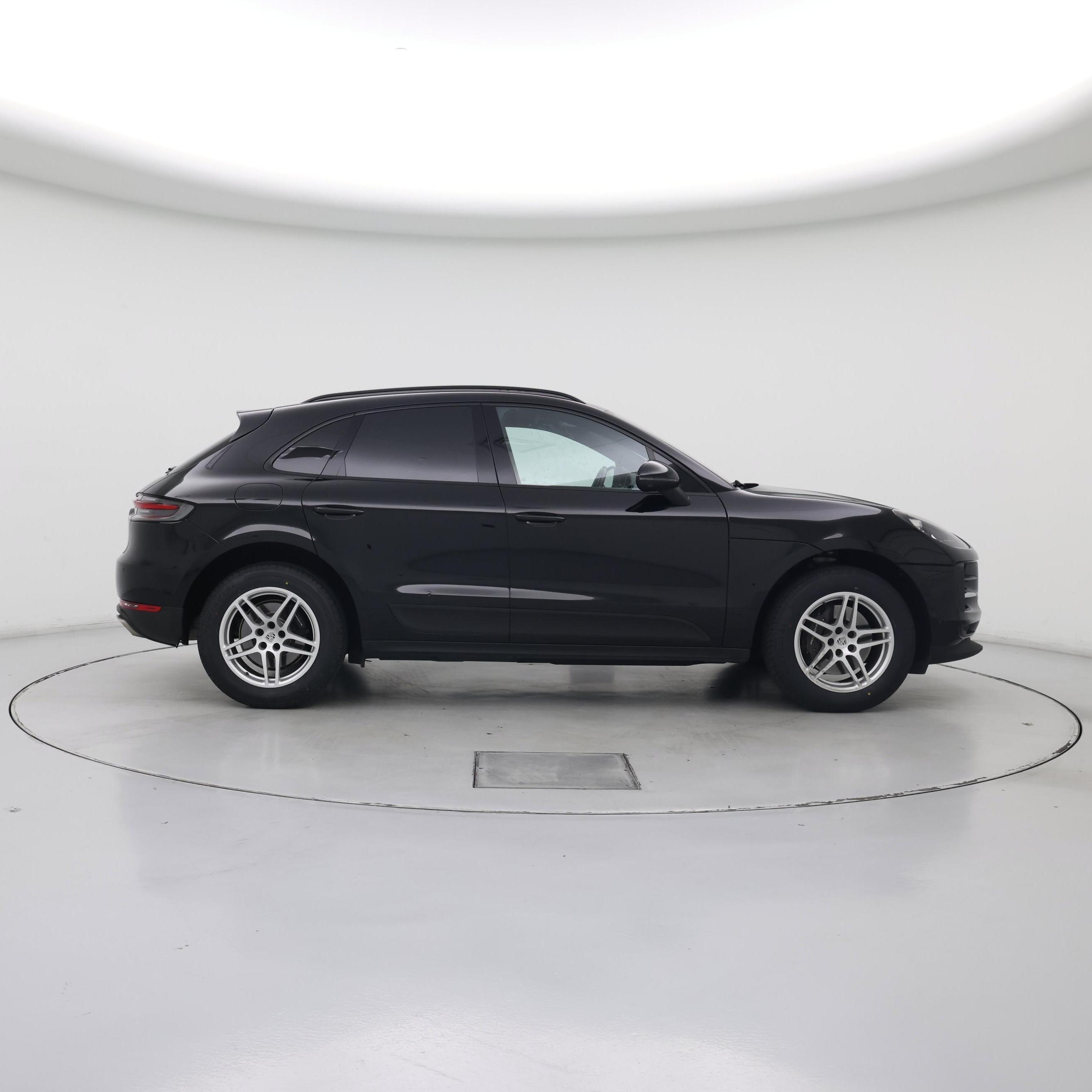 Thumbnail: 2021 Porsche Macan - 7