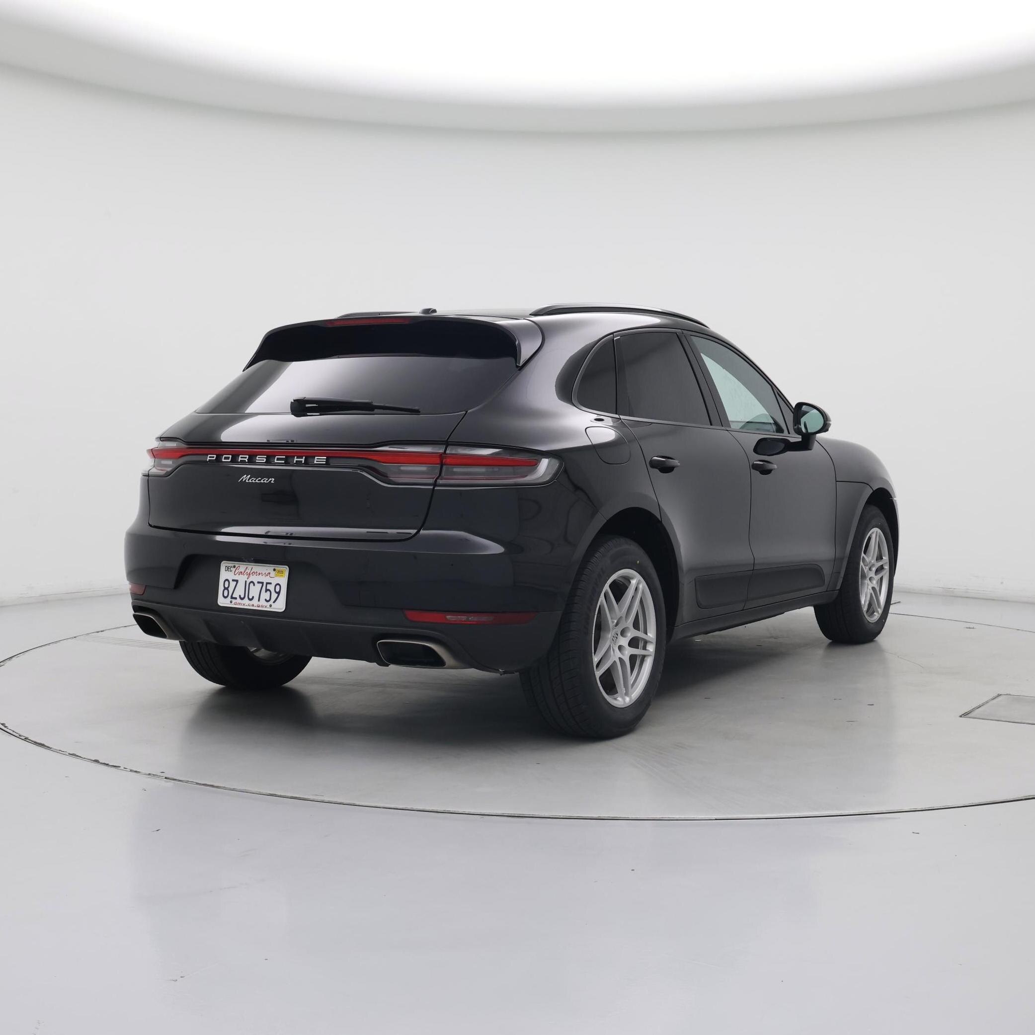 Thumbnail: 2021 Porsche Macan - 8
