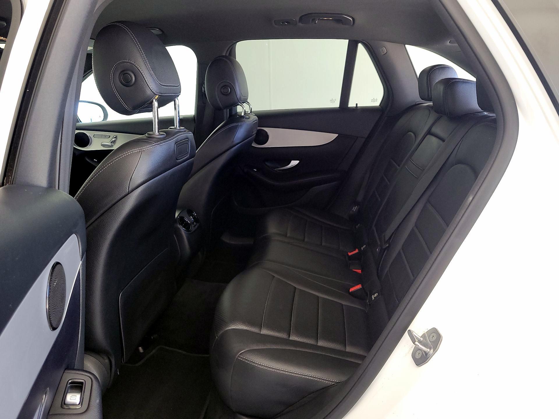 Thumbnail: 2019 Mercedes-Benz GLC - 17