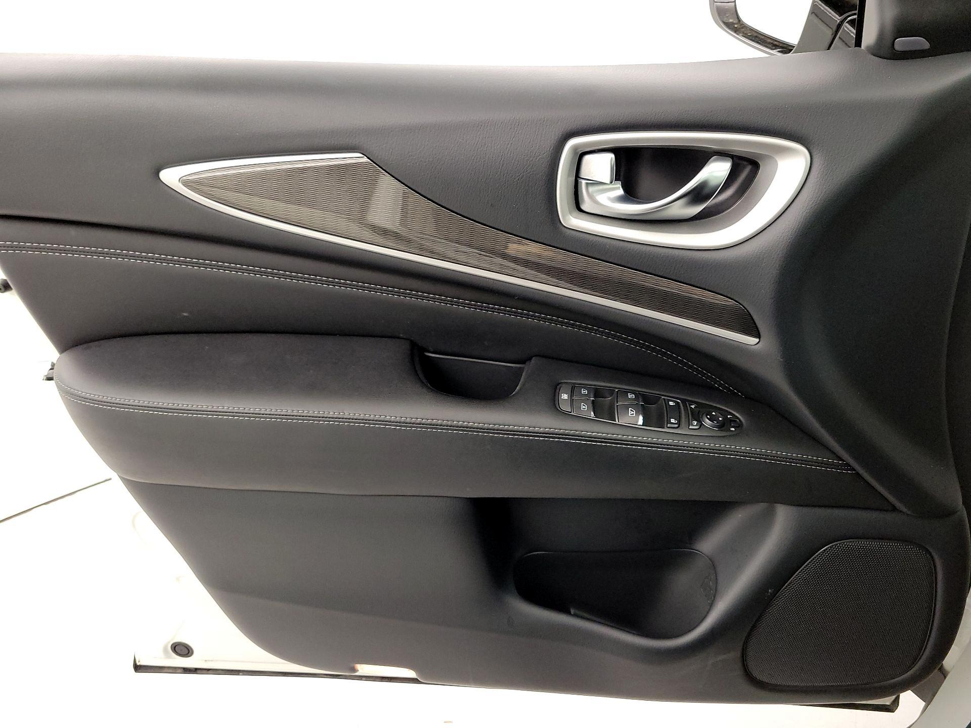 Thumbnail: 2020 INFINITI QX60 - 12