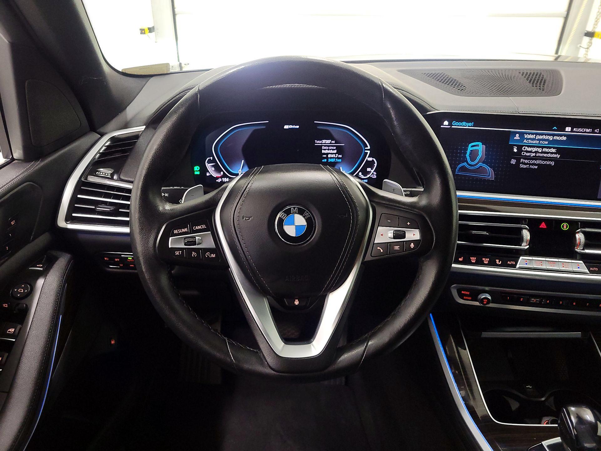 Thumbnail: 2021 BMW X5 - 10