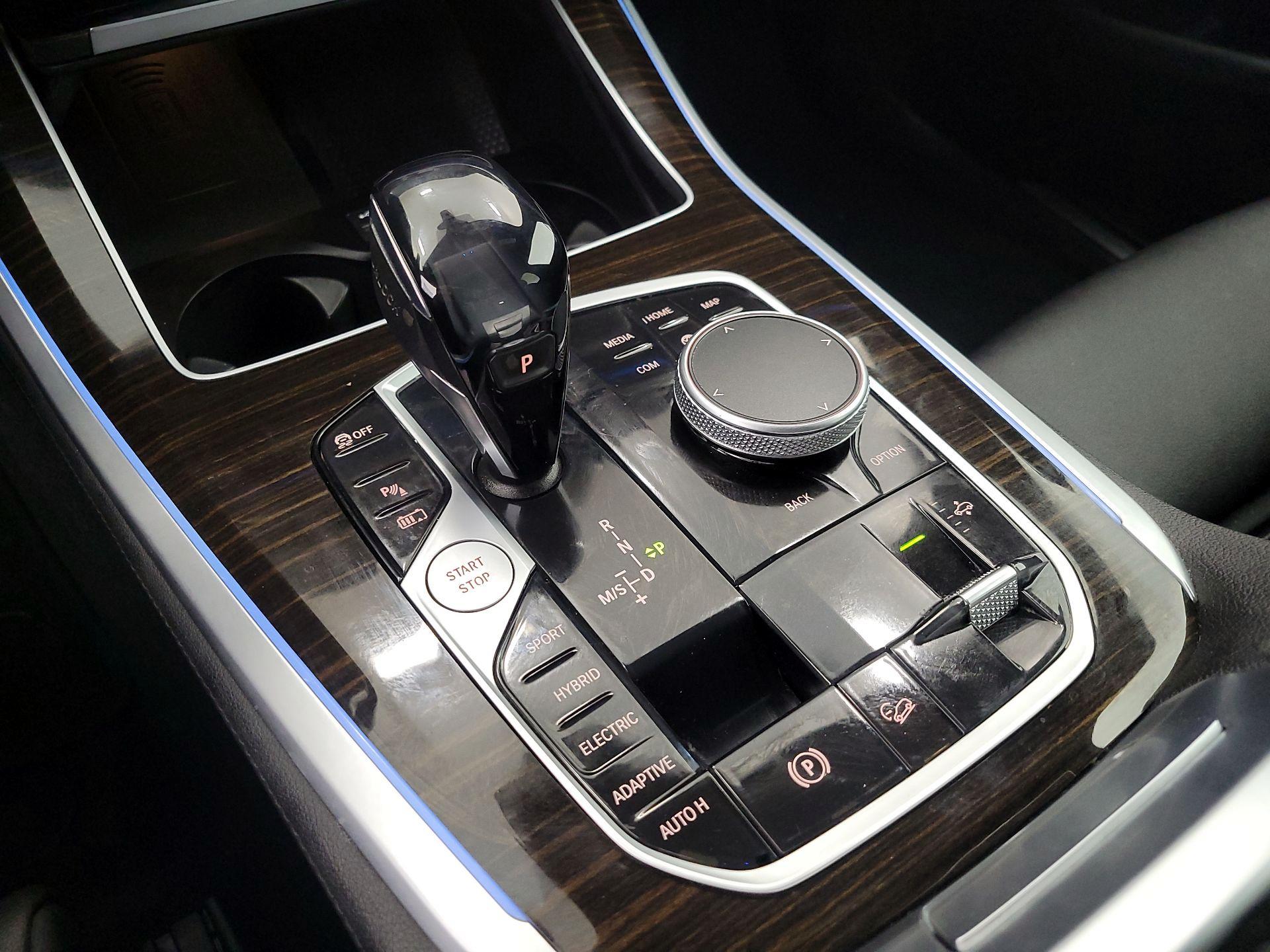 Thumbnail: 2021 BMW X5 - 17