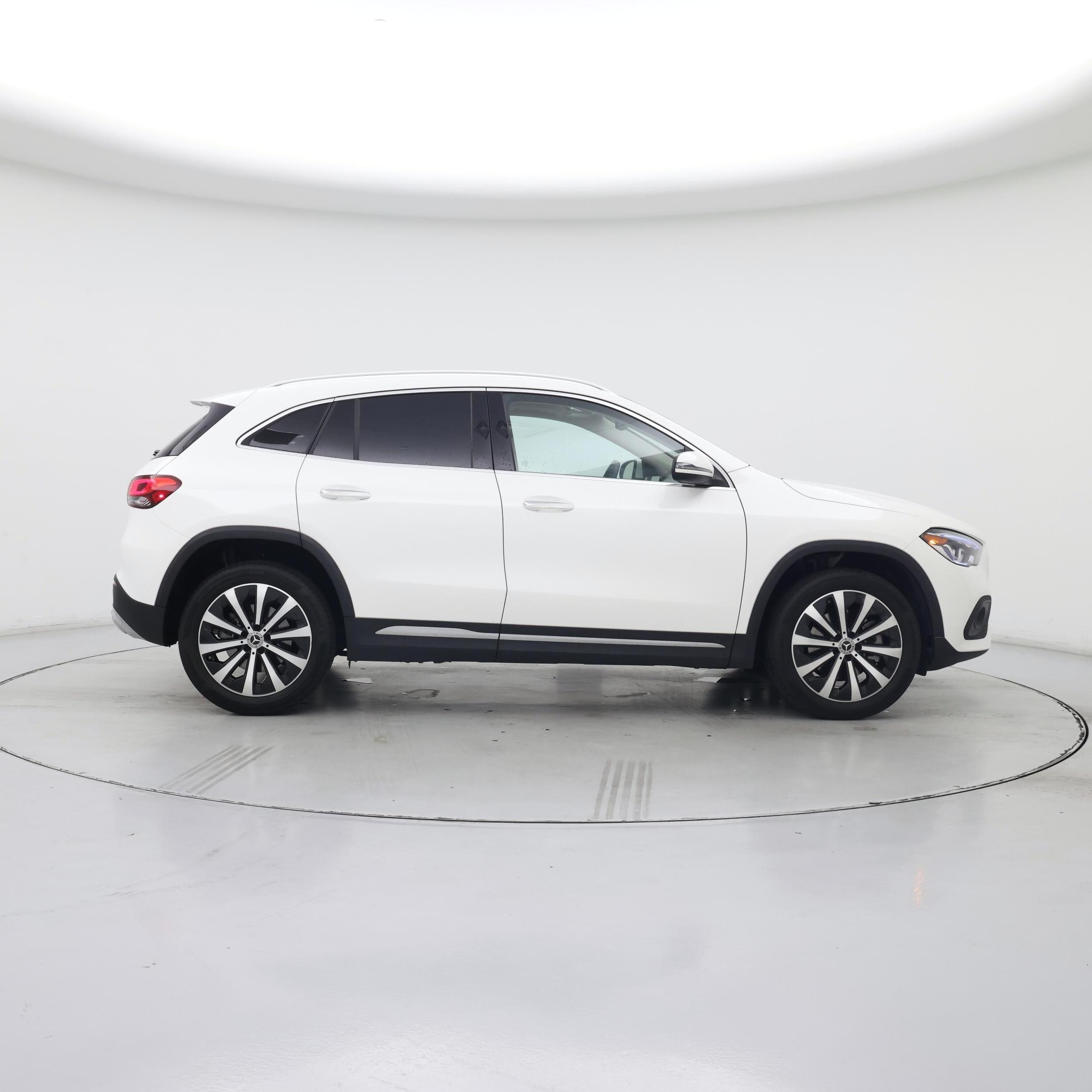 Thumbnail: 2022 Mercedes-Benz GLA - 7
