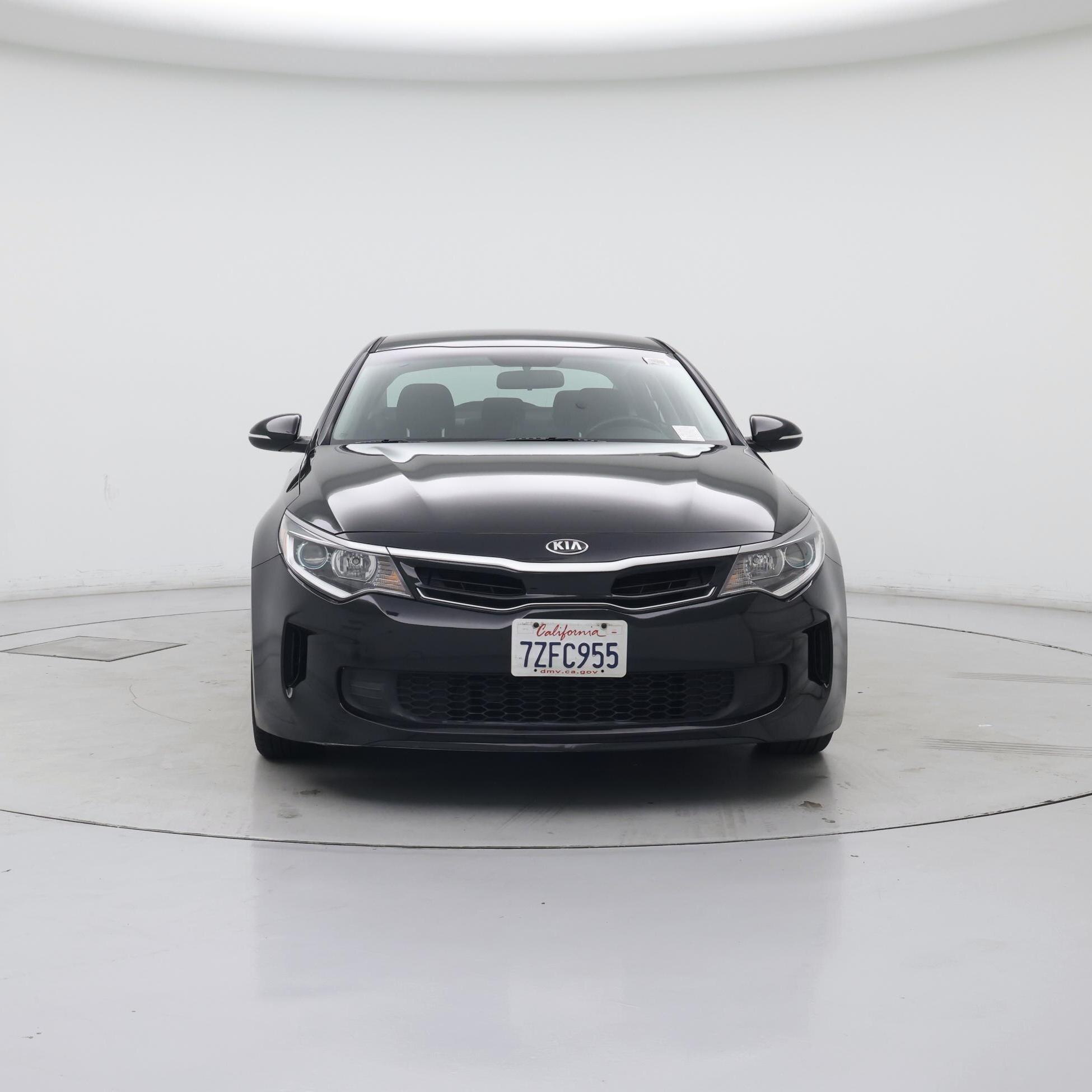Thumbnail: 2017 Kia Optima - 5