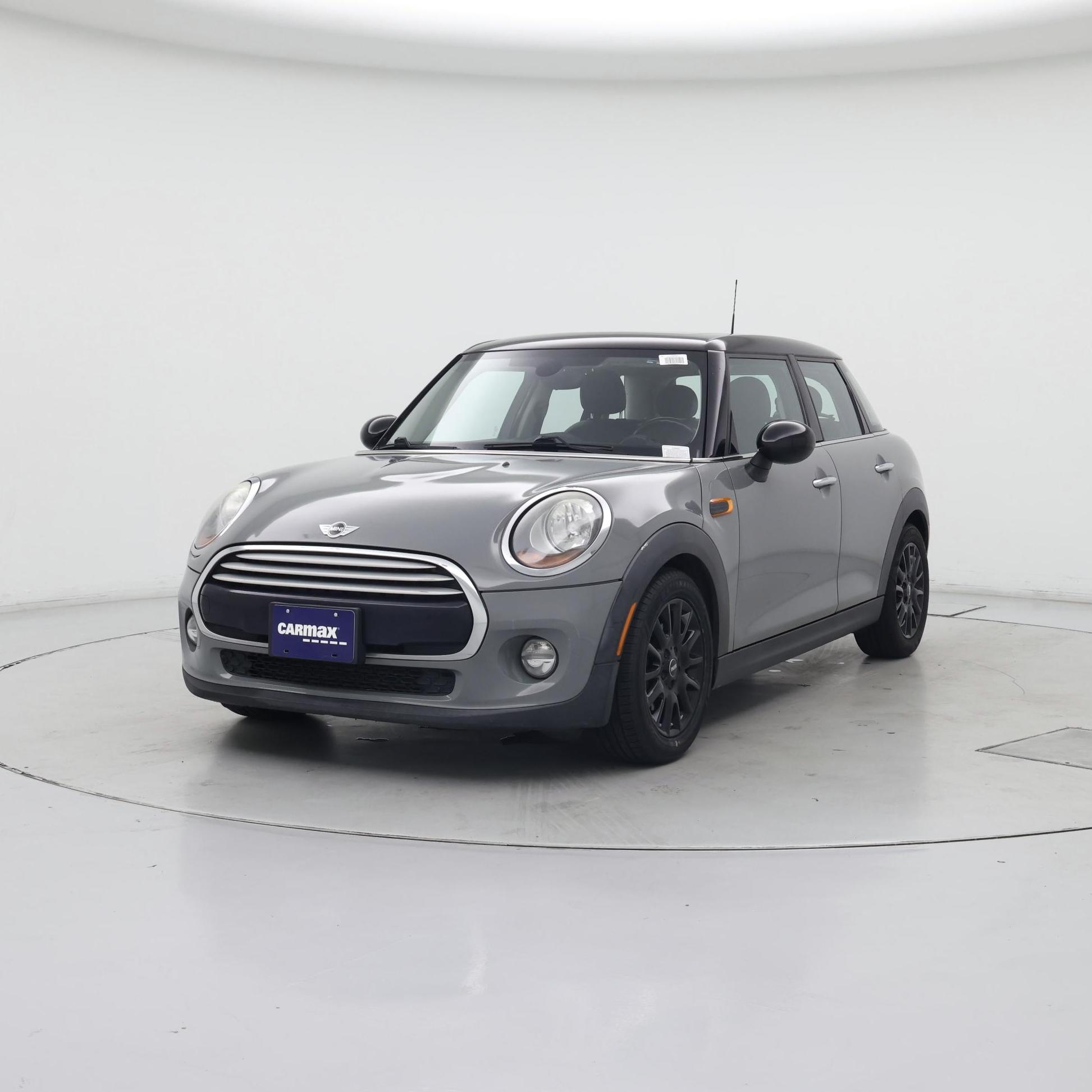 Thumbnail: 2015 MINI Cooper Hardtop - 4