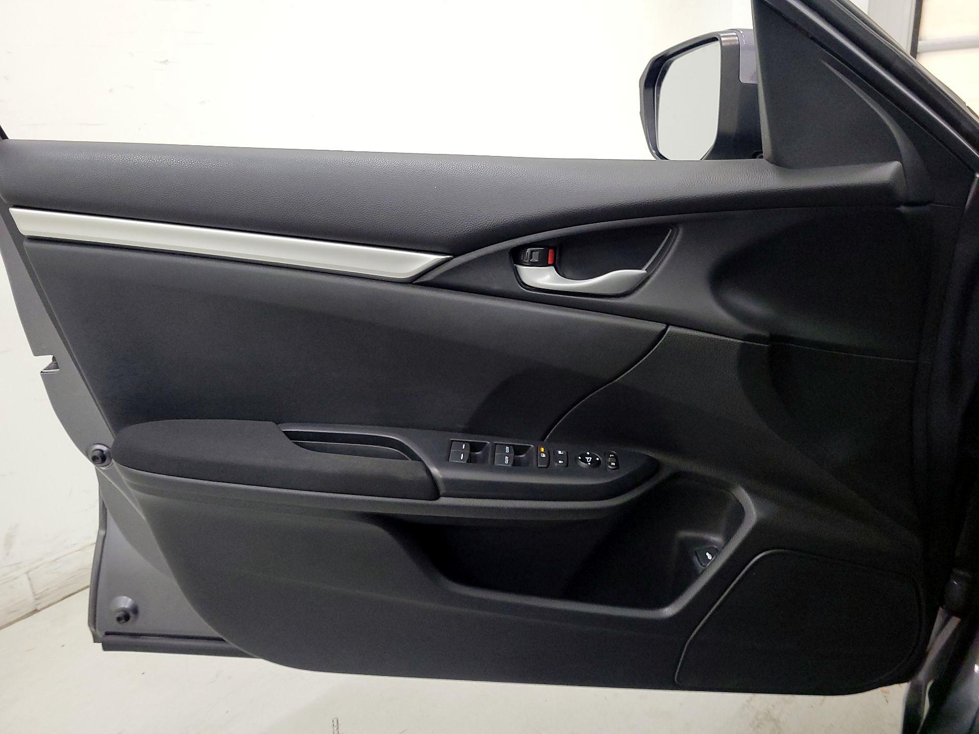 Thumbnail: 2020 Honda Civic - 12